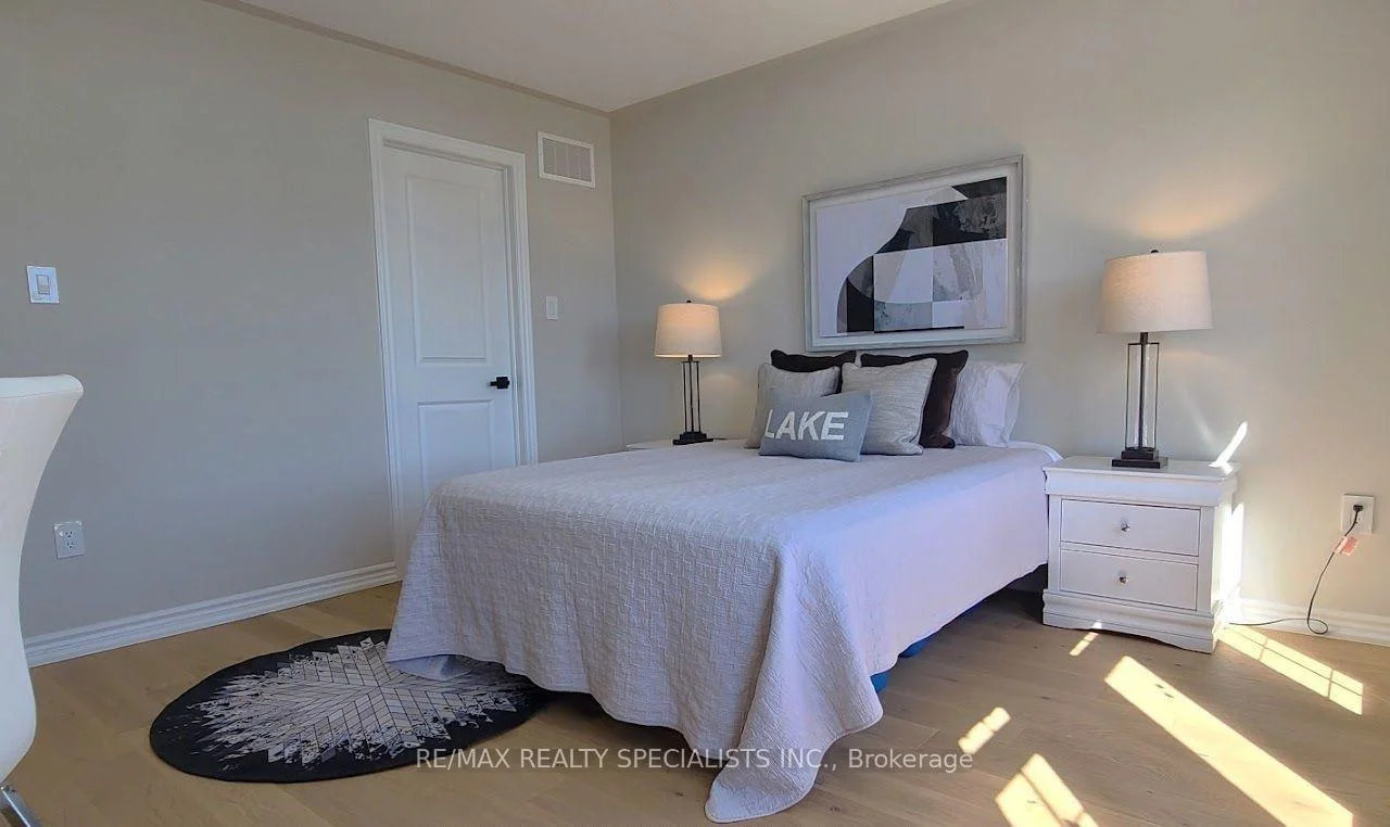 Photo 24 of 186 Lyle Drive, Clarington, Bowmanville — HOMEH