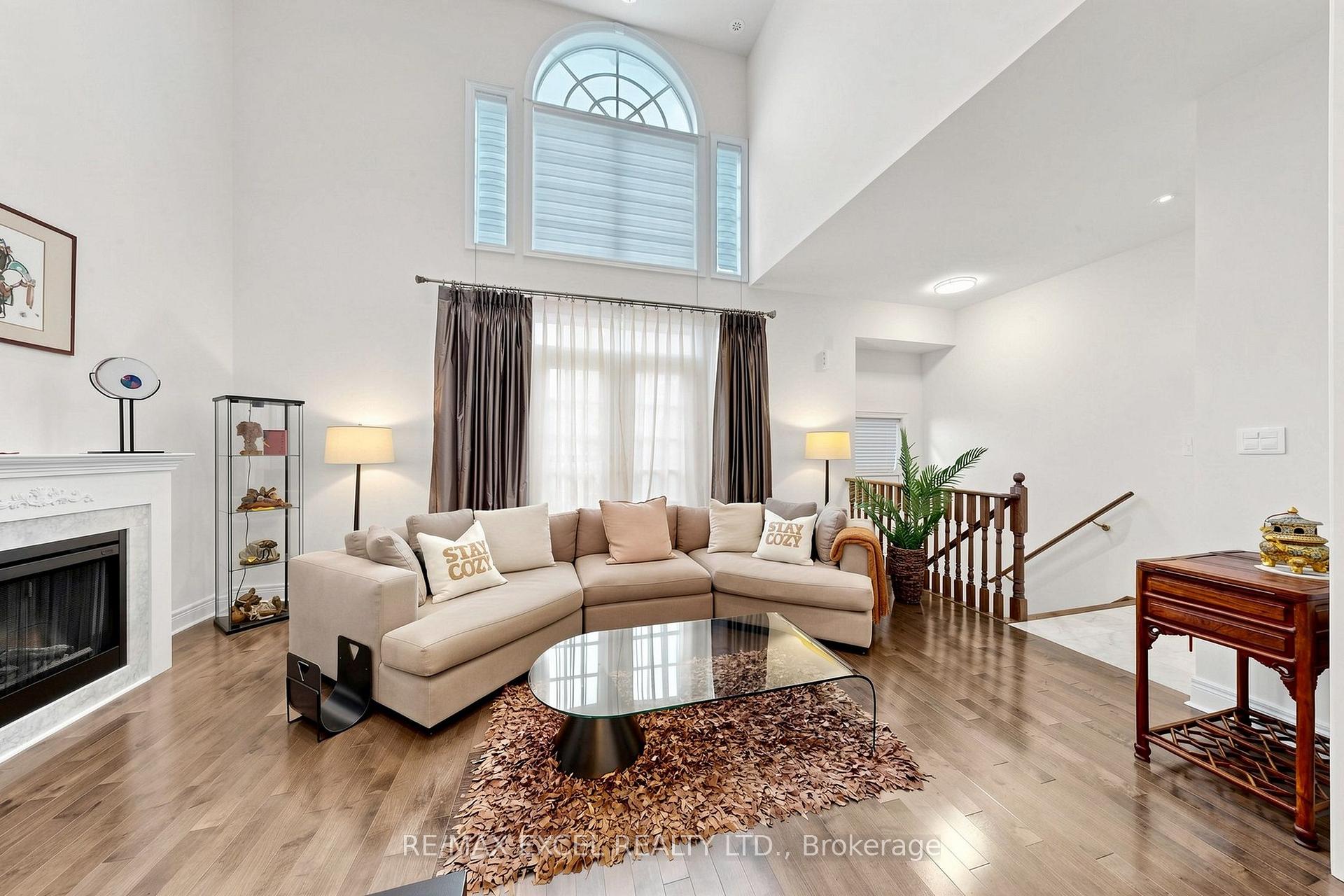 Photo 3 of 25 Lord Durham Road, Markham, Unionville — HOMEH