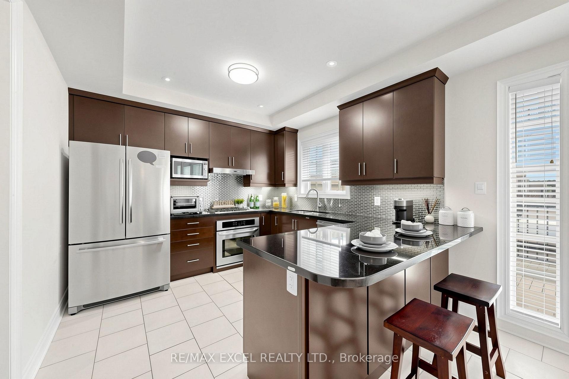 Photo 9 of 25 Lord Durham Road, Markham, Unionville — HOMEH