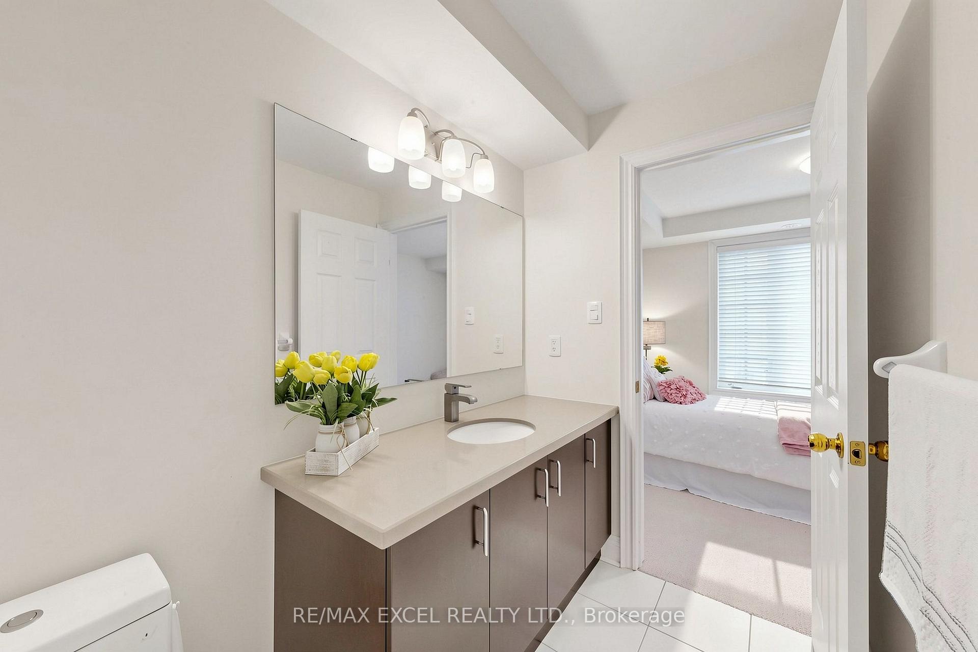 Photo 23 of 25 Lord Durham Road, Markham, Unionville — HOMEH