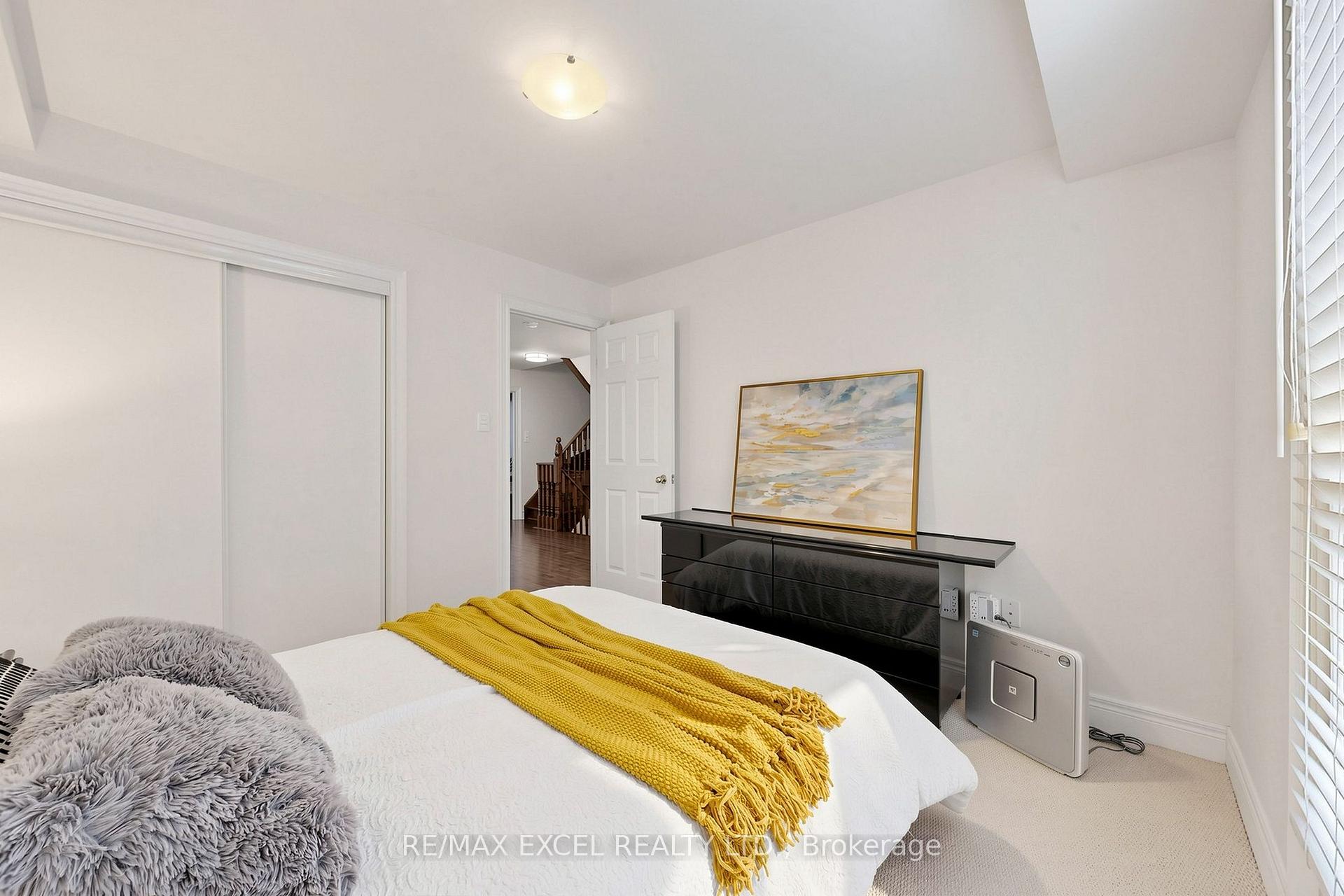 Photo 26 of 25 Lord Durham Road, Markham, Unionville — HOMEH