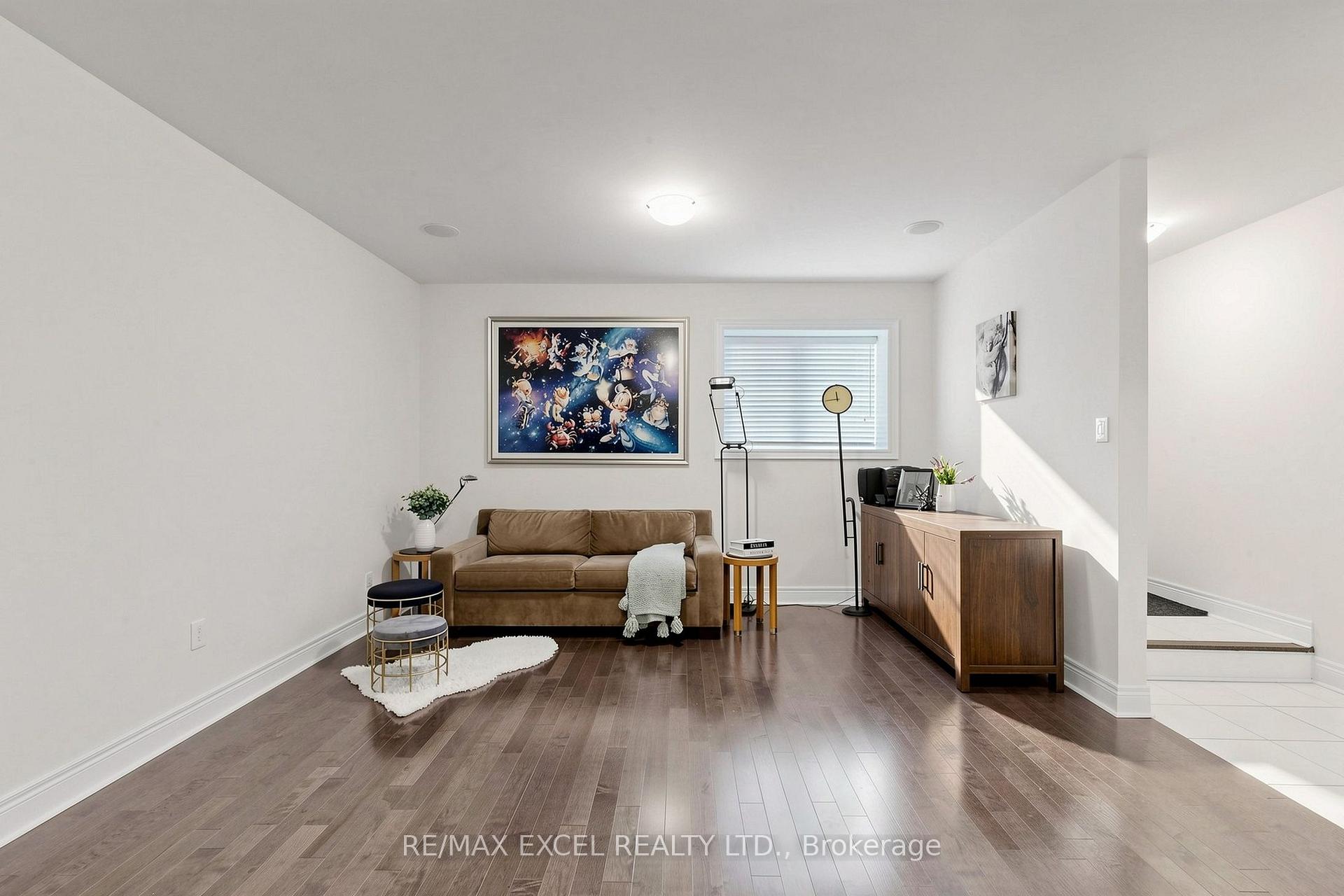 Photo 44 of 25 Lord Durham Road, Markham, Unionville — HOMEH