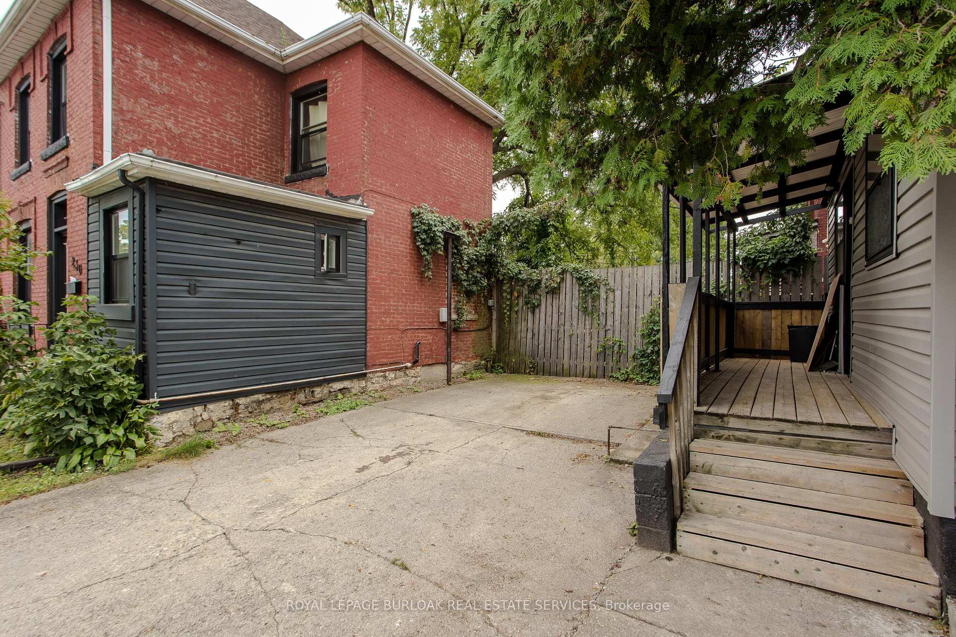 Photo 4 of 86 William Street, Hamilton, Beasley — HOMEH