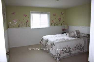 Photo 16 of 640 Violet Street, Waterloo, Erbsville/Laurelwood — HOMEH