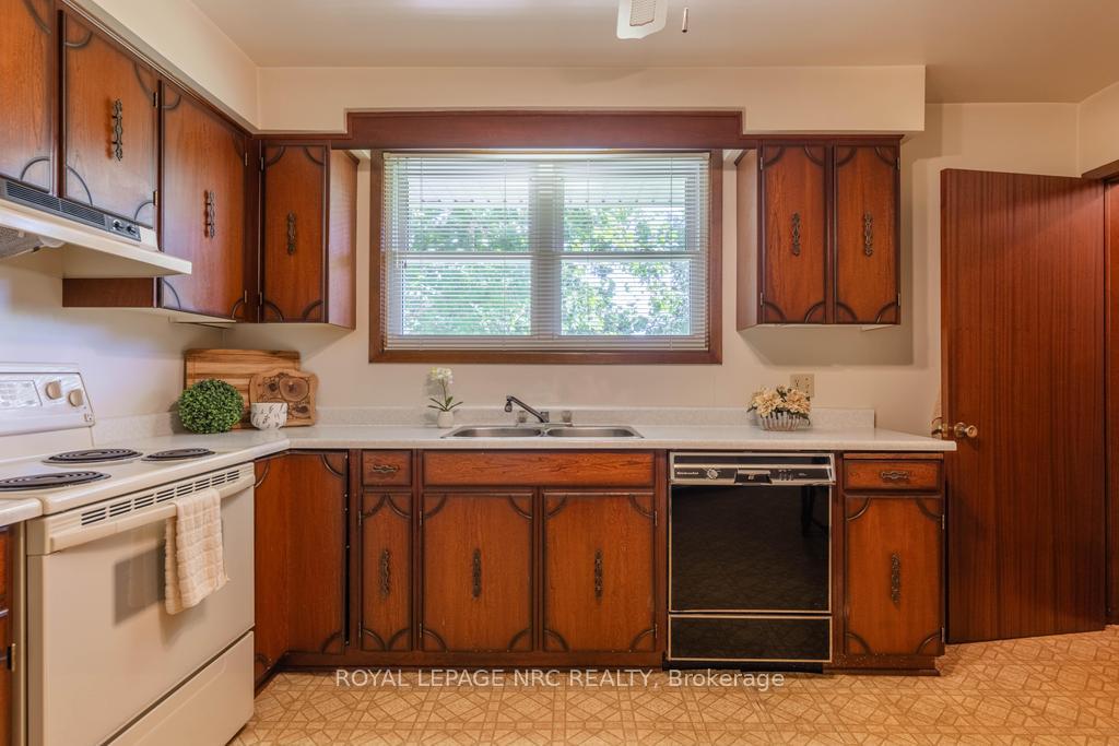 Photo 18 of 3789 19th Street, Lincoln, Lincoln-Jordan/Vineland — HOMEH