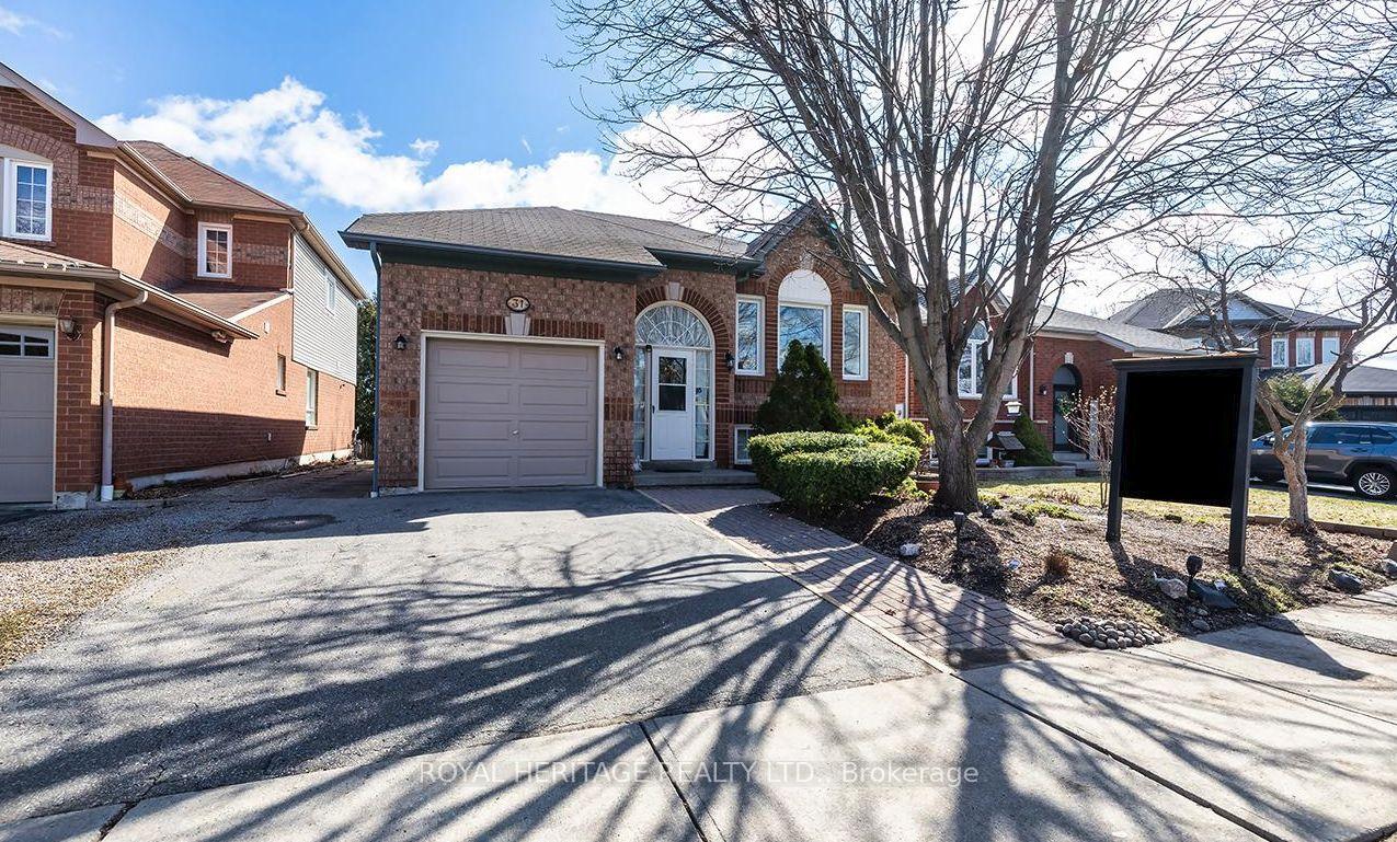 Photo of 31 Thames Drive N