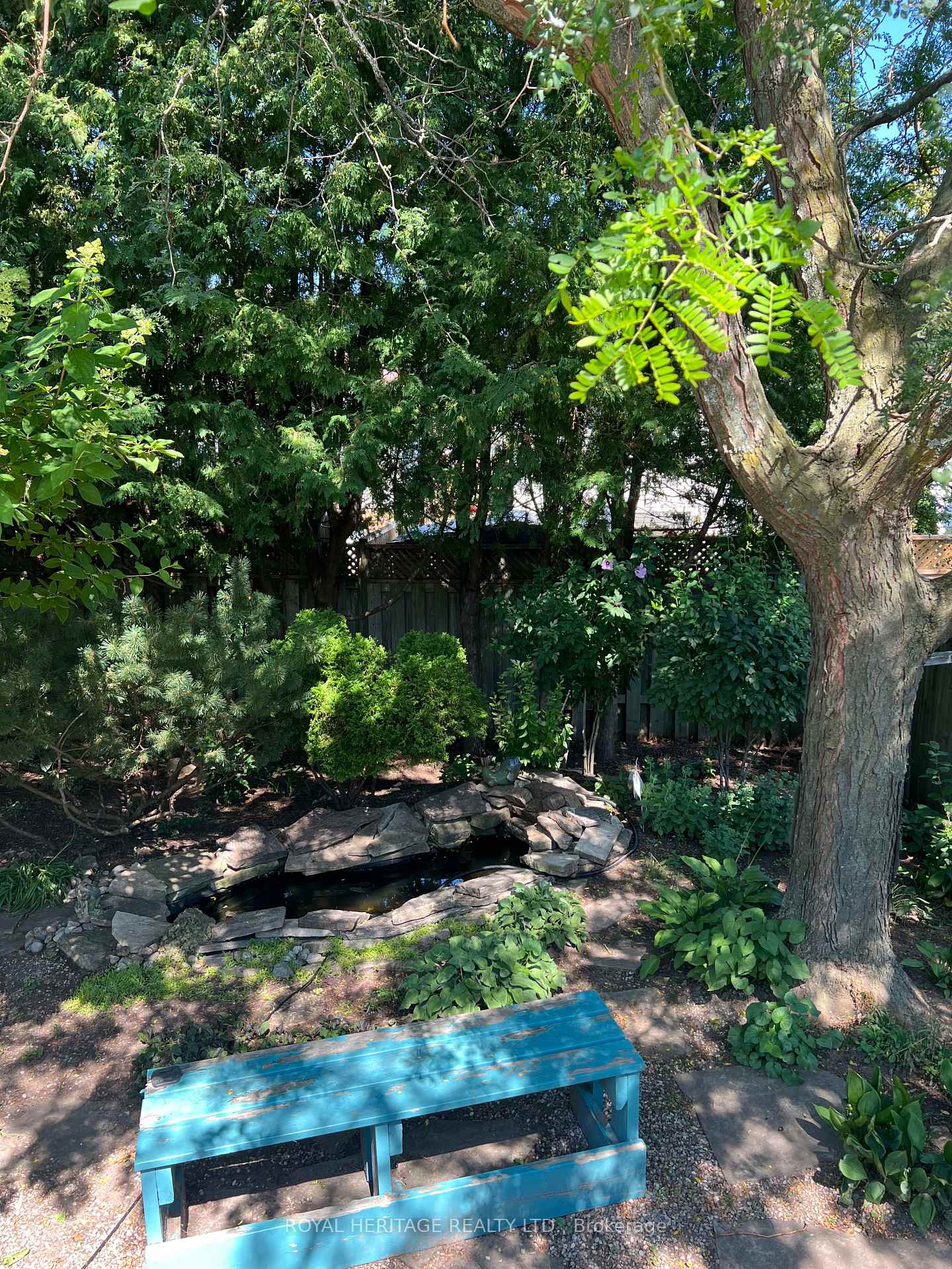 Photo 44 of 31 Thames Drive N, Whitby, Rolling Acres — HOMEH