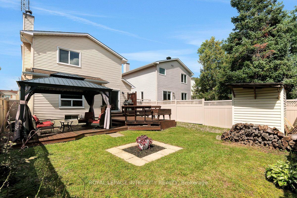 Photo 39 of 390 Oaklawn Crescent, Ottawa, Fallingbrook/Gardenway South — HOMEH