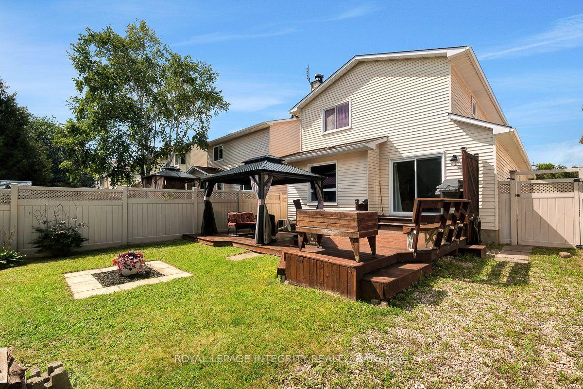 Photo 40 of 390 Oaklawn Crescent, Ottawa, Fallingbrook/Gardenway South — HOMEH