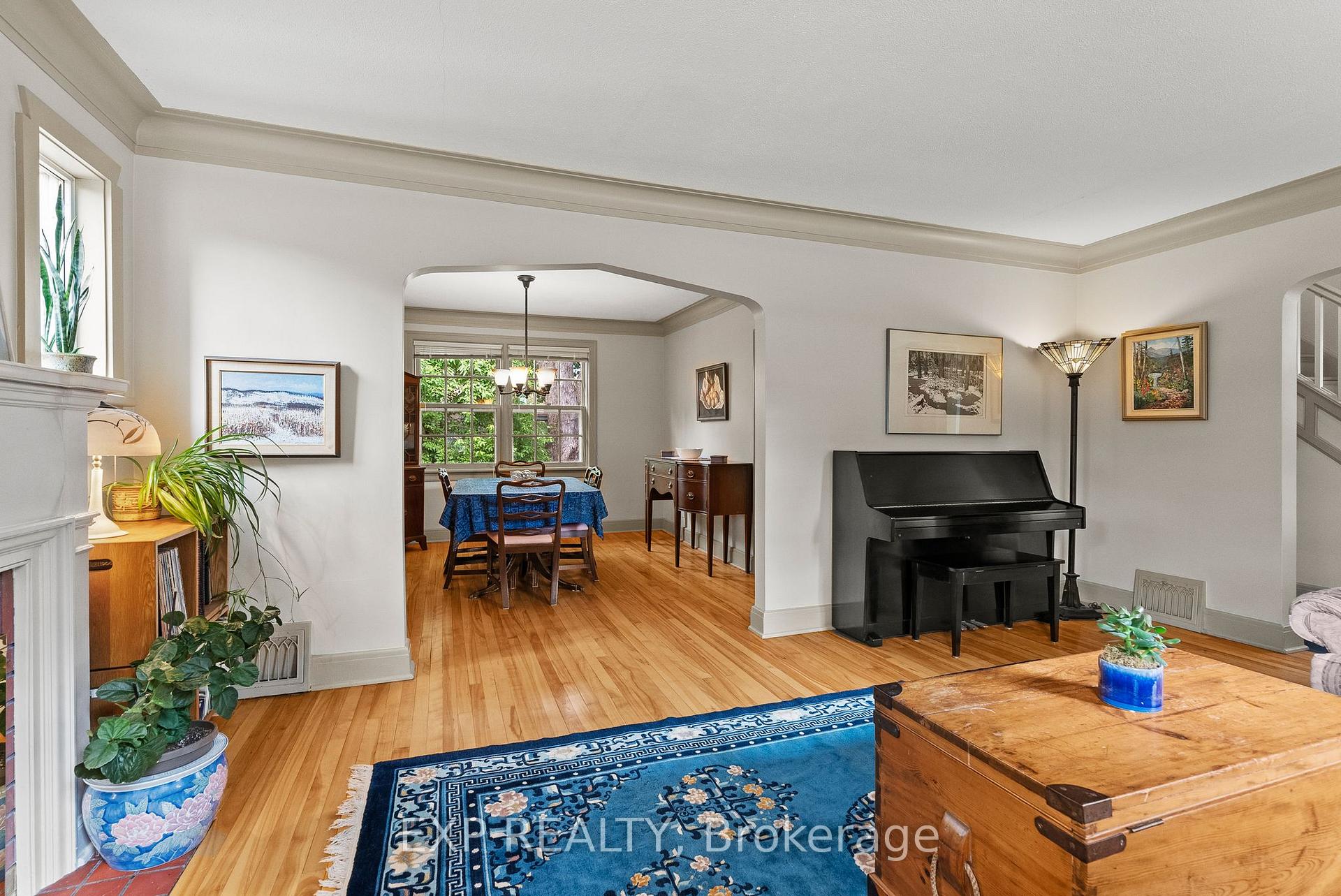 Photo 11 of 579 Broadview Avenue, Ottawa, McKellar/Highland — HOMEH