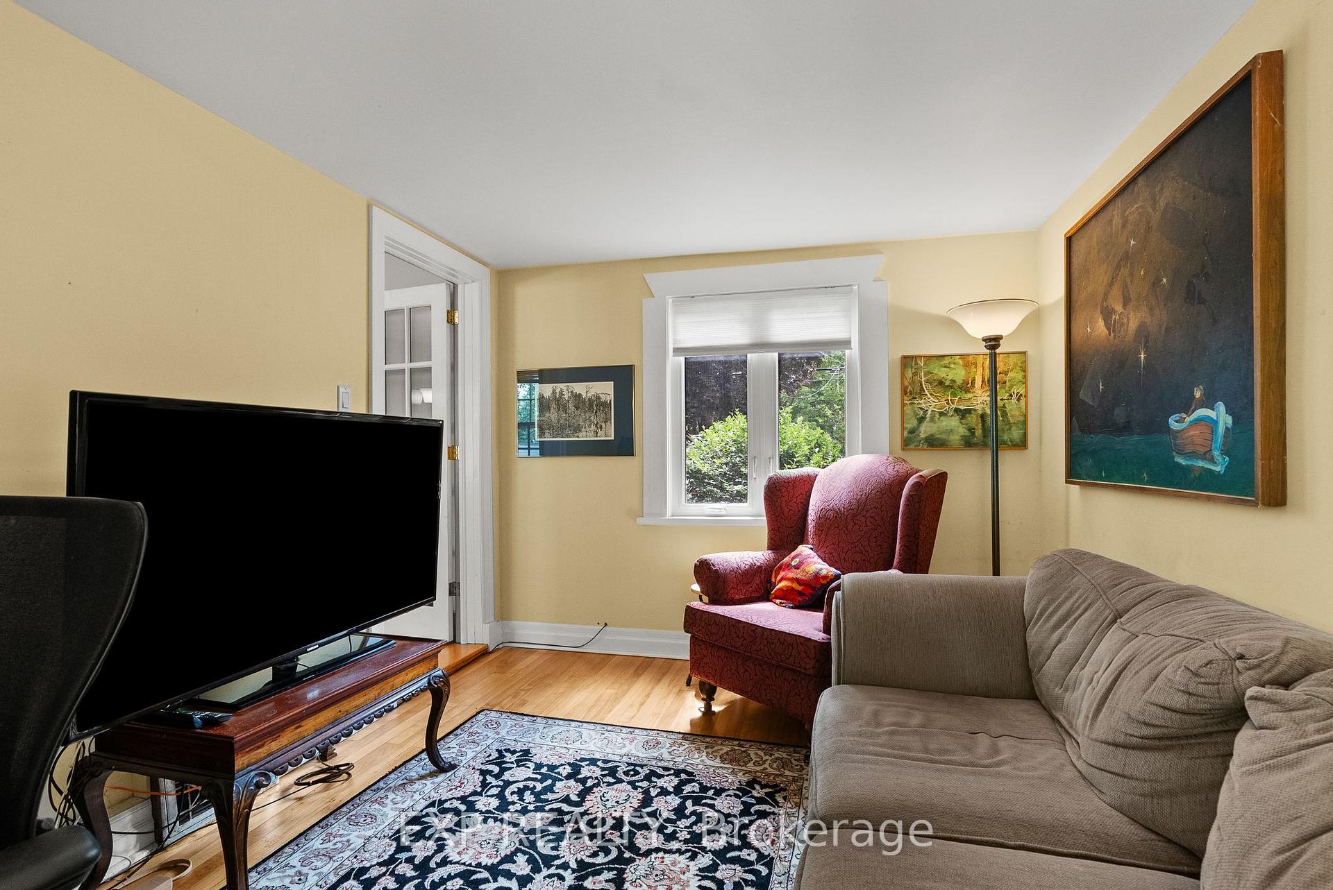 Photo 19 of 579 Broadview Avenue, Ottawa, McKellar/Highland — HOMEH