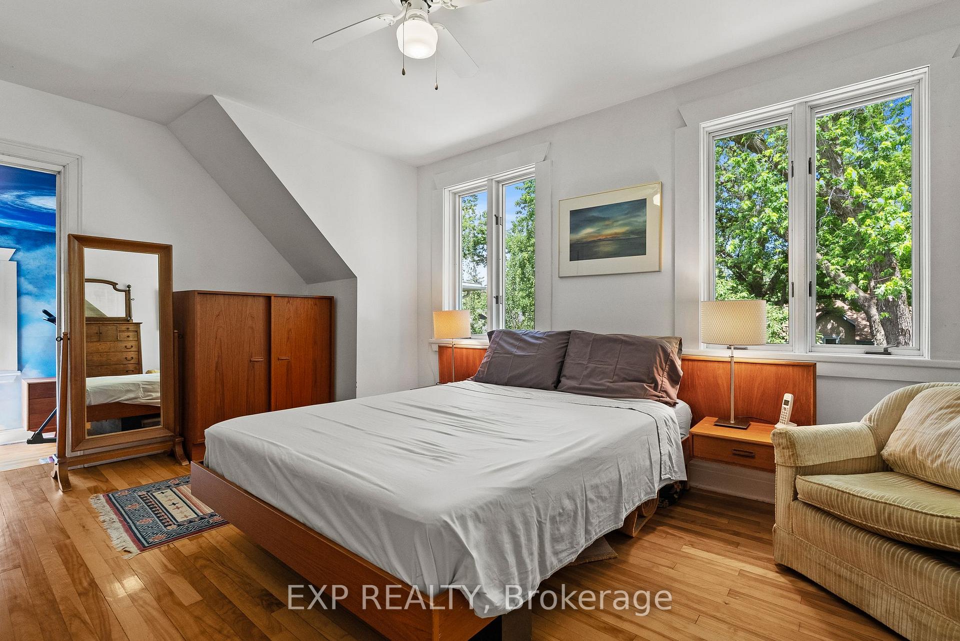 Photo 21 of 579 Broadview Avenue, Ottawa, McKellar/Highland — HOMEH
