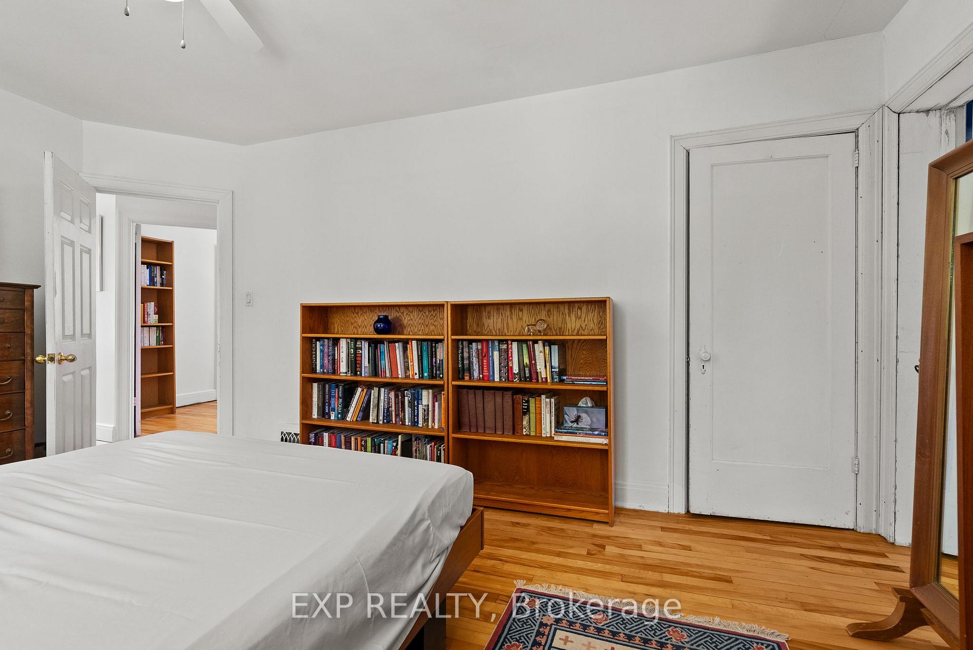 Photo 23 of 579 Broadview Avenue, Ottawa, McKellar/Highland — HOMEH