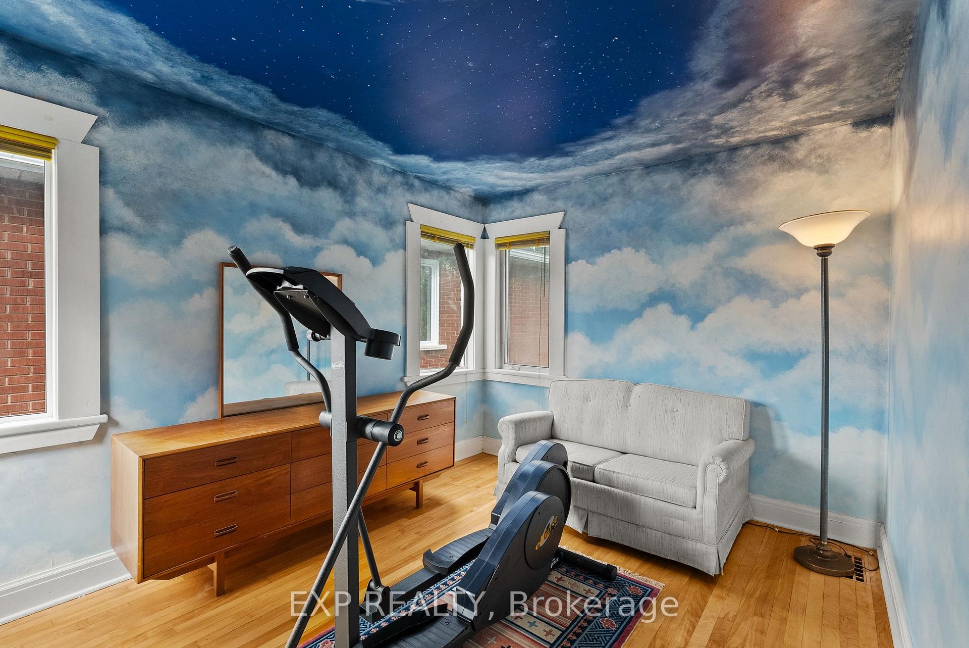 Photo 25 of 579 Broadview Avenue, Ottawa, McKellar/Highland — HOMEH
