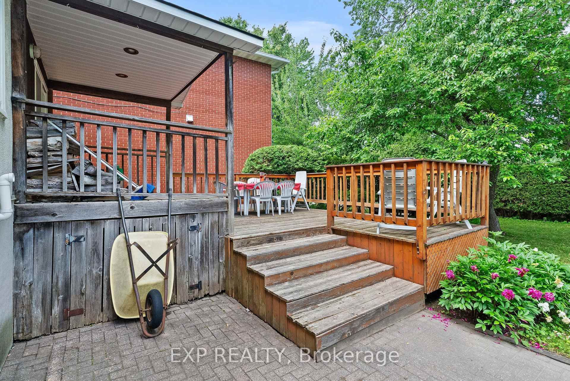 Photo 38 of 579 Broadview Avenue, Ottawa, McKellar/Highland — HOMEH