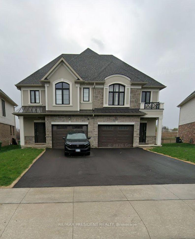 Photo 2 of 113 Aquasanta Crescent, Hamilton, Ryckmans — HOMEH