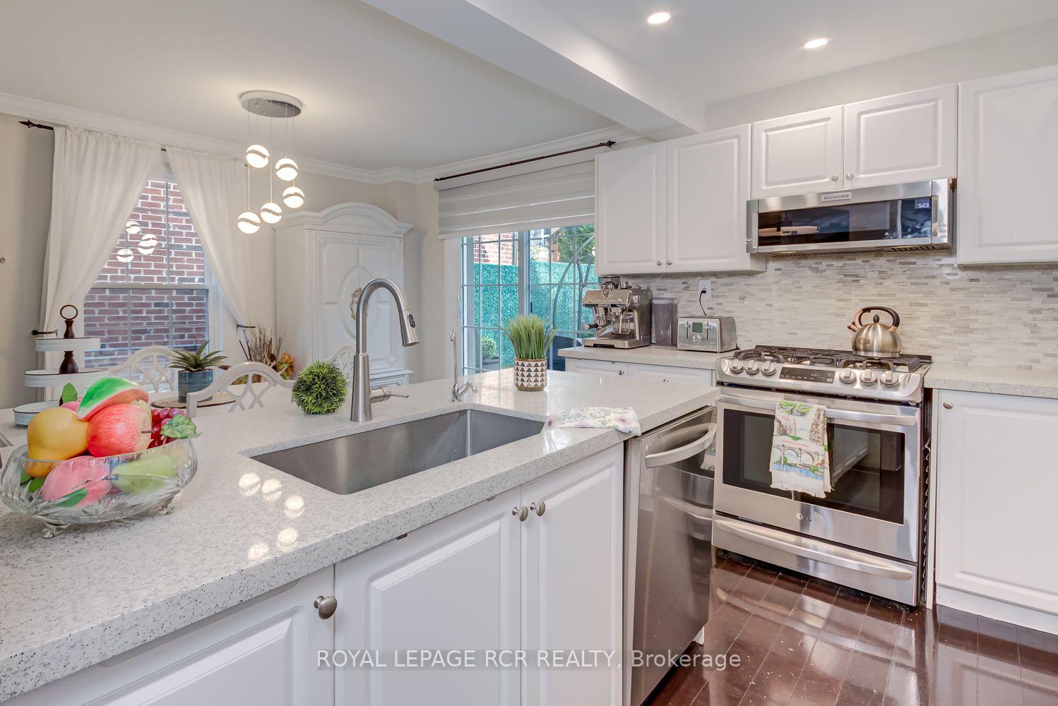 Photo 23 of 19 Birch Avenue, Caledon, Palgrave — HOMEH