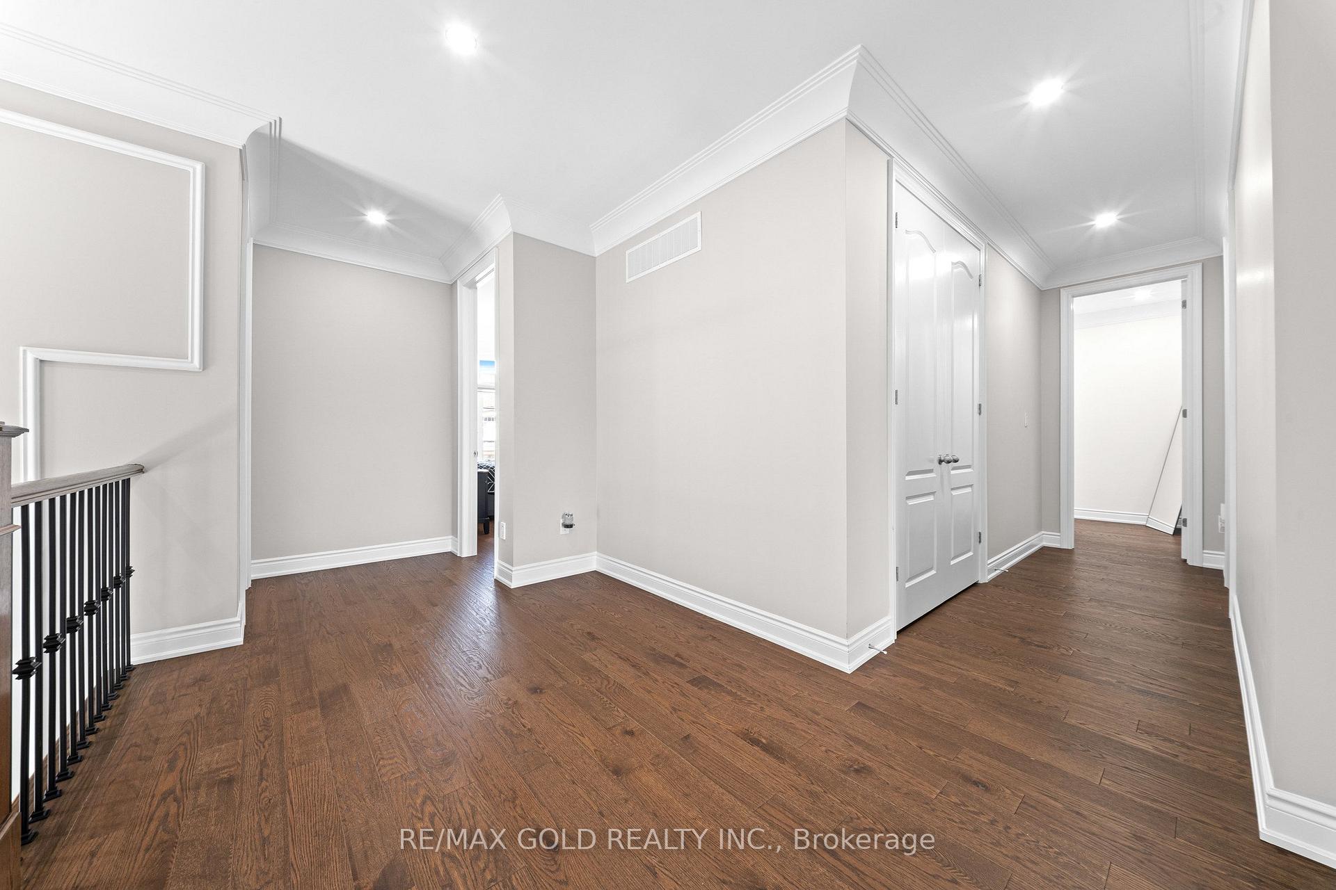 Photo 23 of 5 Anatolia Street, Brampton, Toronto Gore Rural Estate — HOMEH