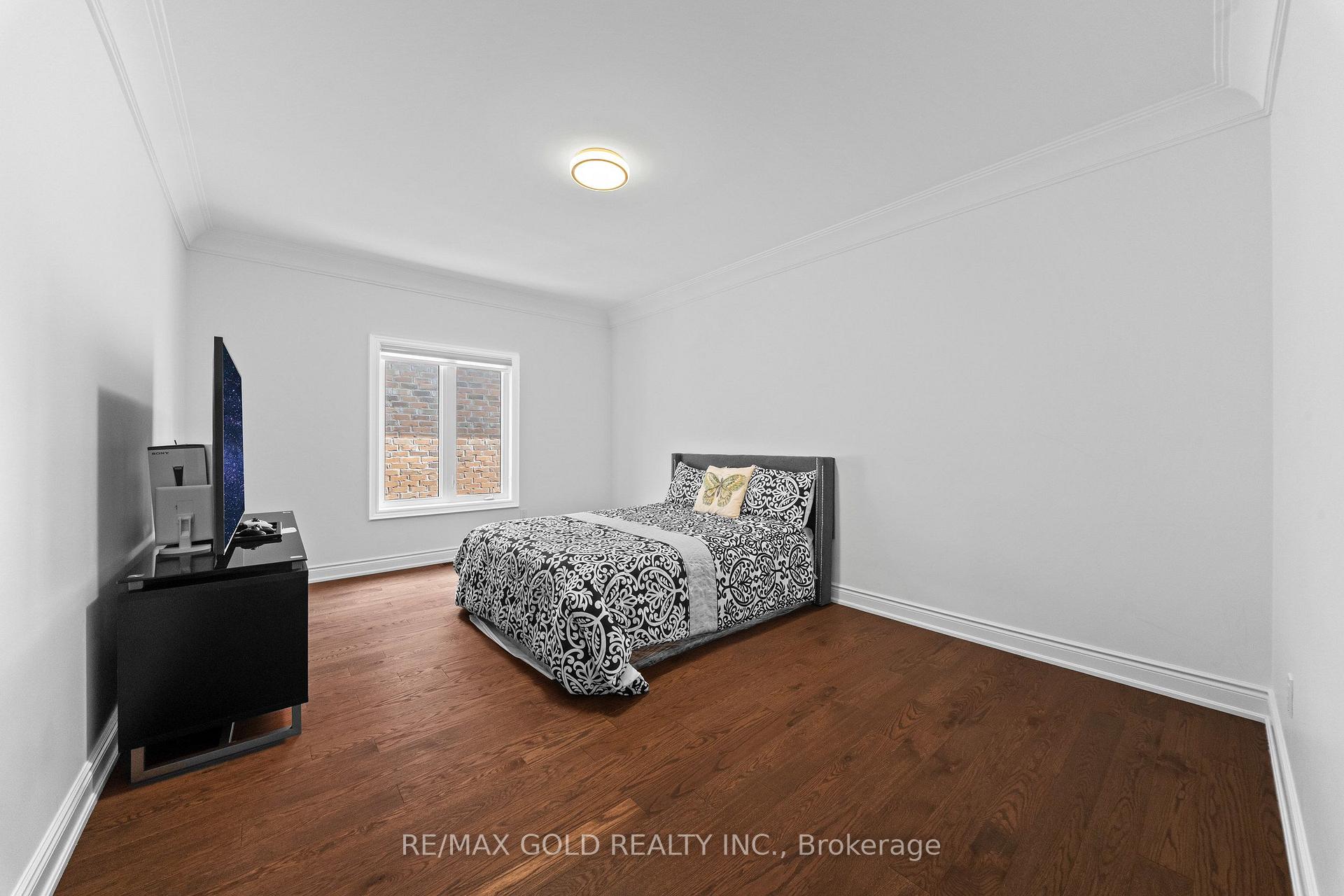 Photo 26 of 5 Anatolia Street, Brampton, Toronto Gore Rural Estate — HOMEH
