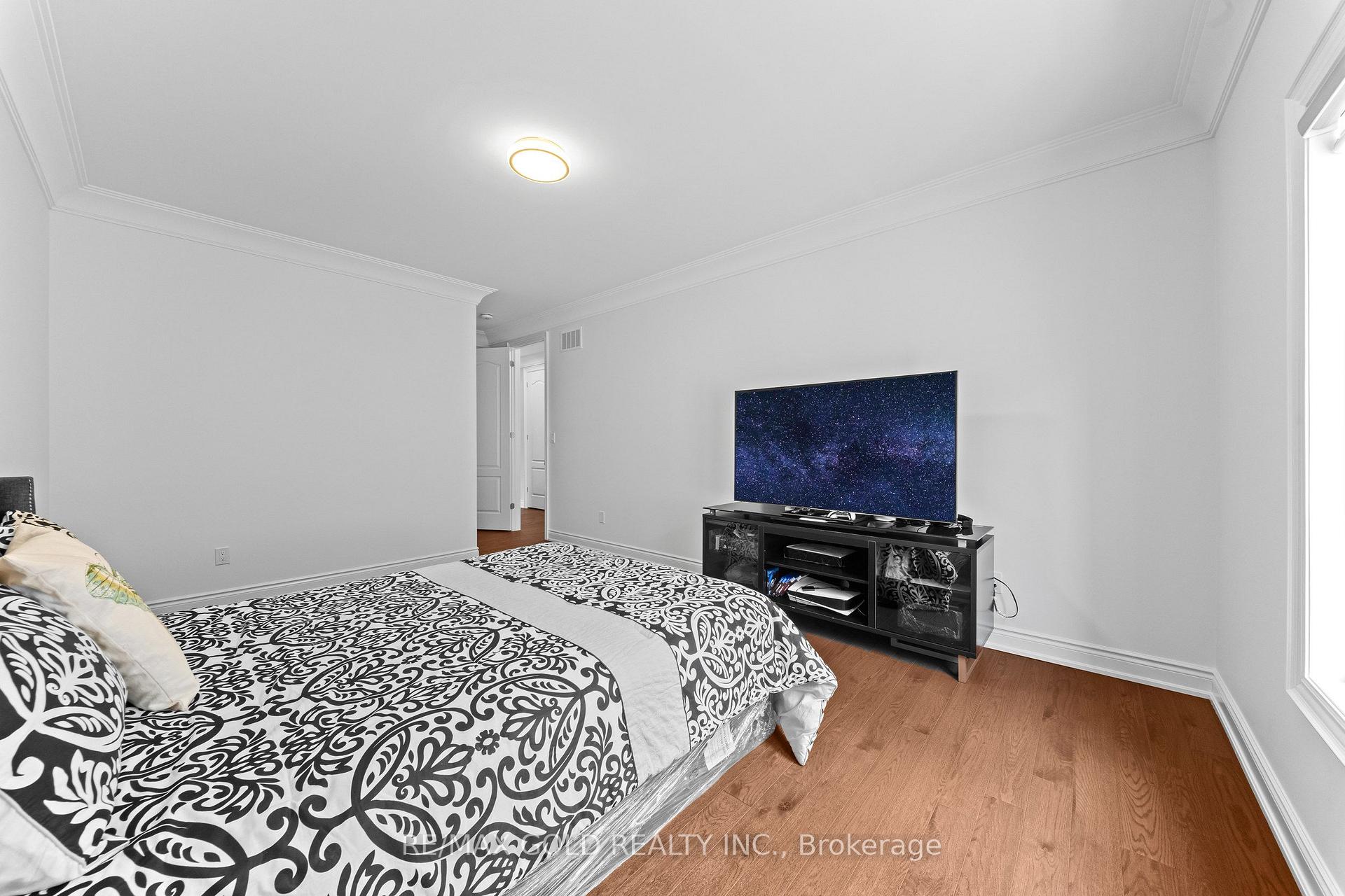Photo 27 of 5 Anatolia Street, Brampton, Toronto Gore Rural Estate — HOMEH