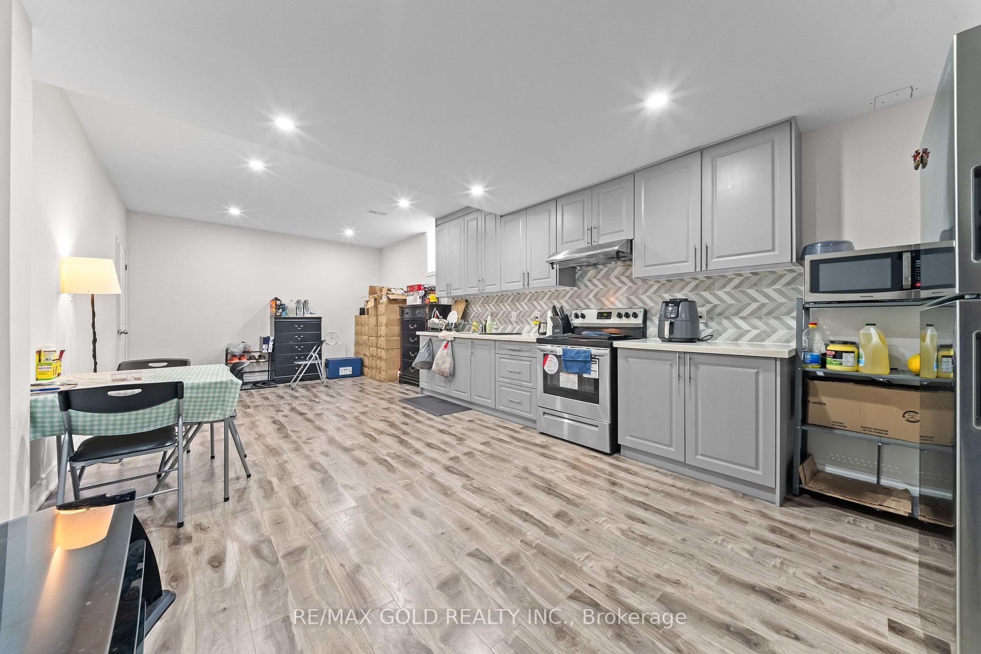 Photo 43 of 5 Anatolia Street, Brampton, Toronto Gore Rural Estate — HOMEH