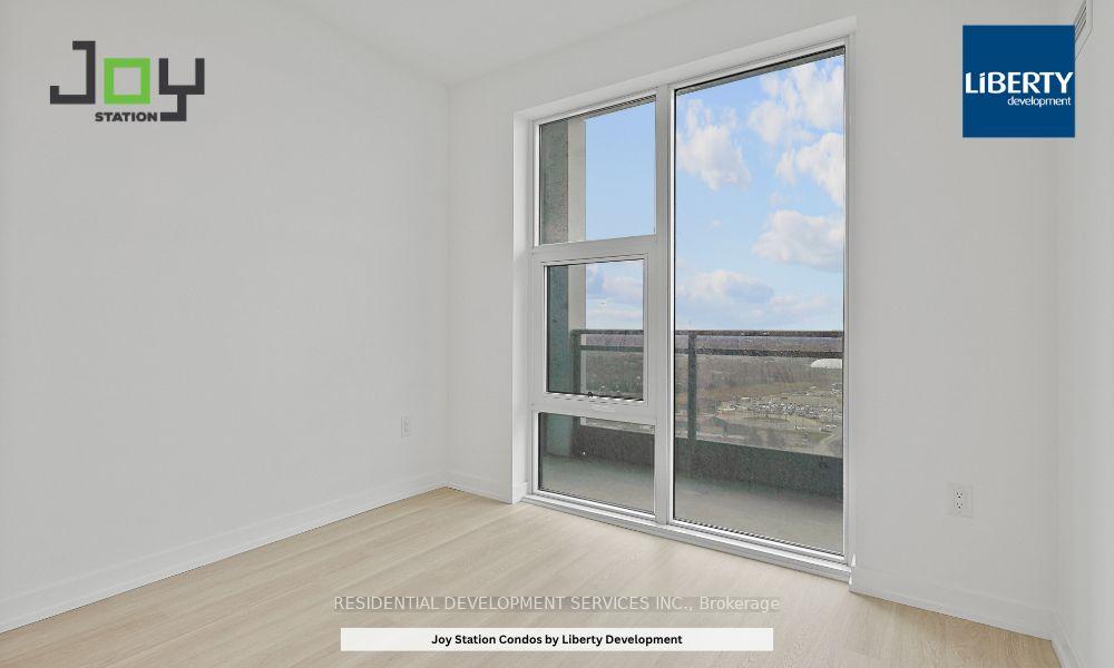 Photo 6 of Unit B-1806, 9751 Markham Road, Markham, Greensborough — HOMEH
