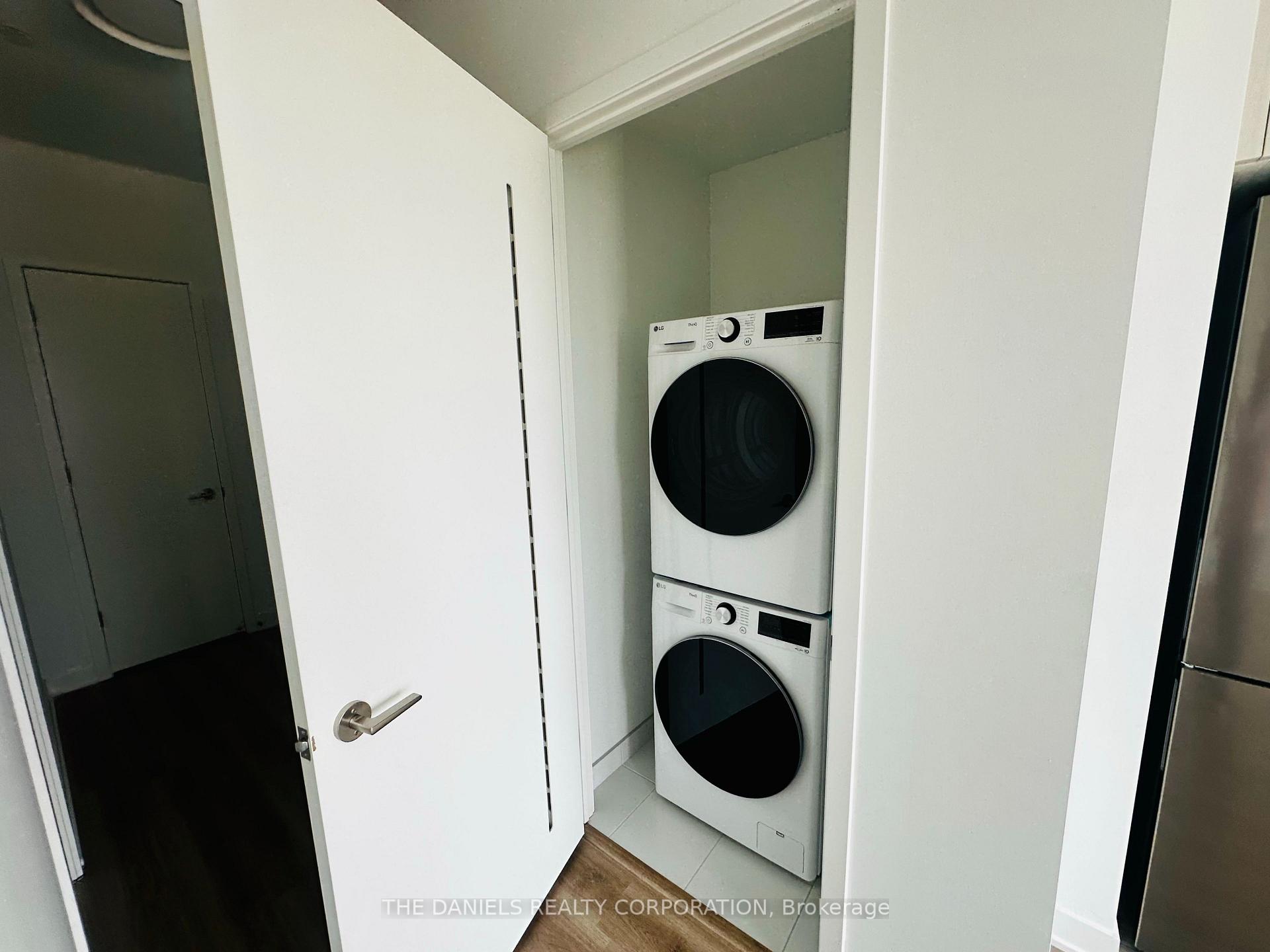 Photo 9 of Unit 1610, 10 Oak Street, Toronto, Regent Park — HOMEH