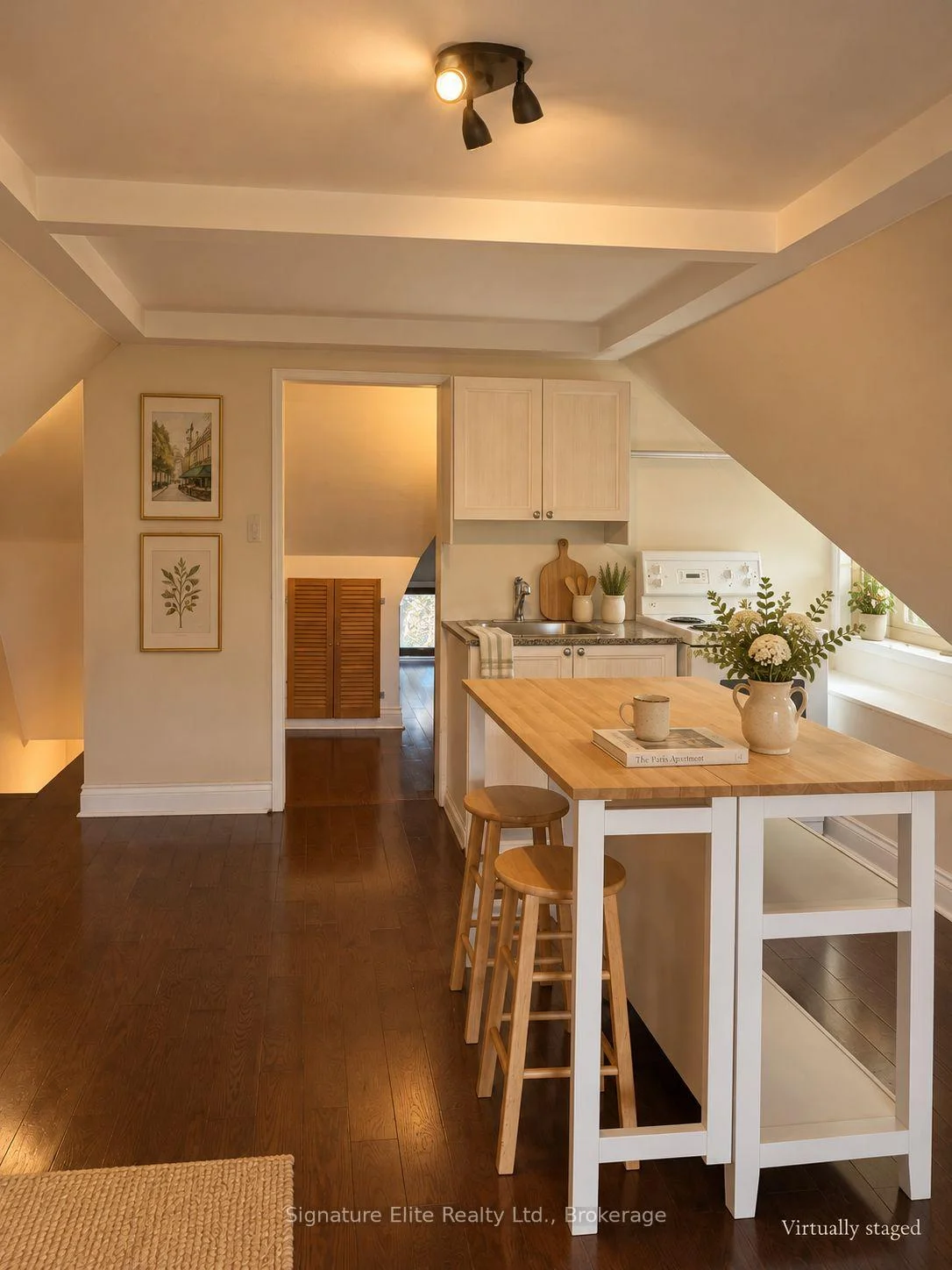 Photo 8 of Unit 3, 340 Pacific Avenue, Toronto, Junction Area — HOMEH