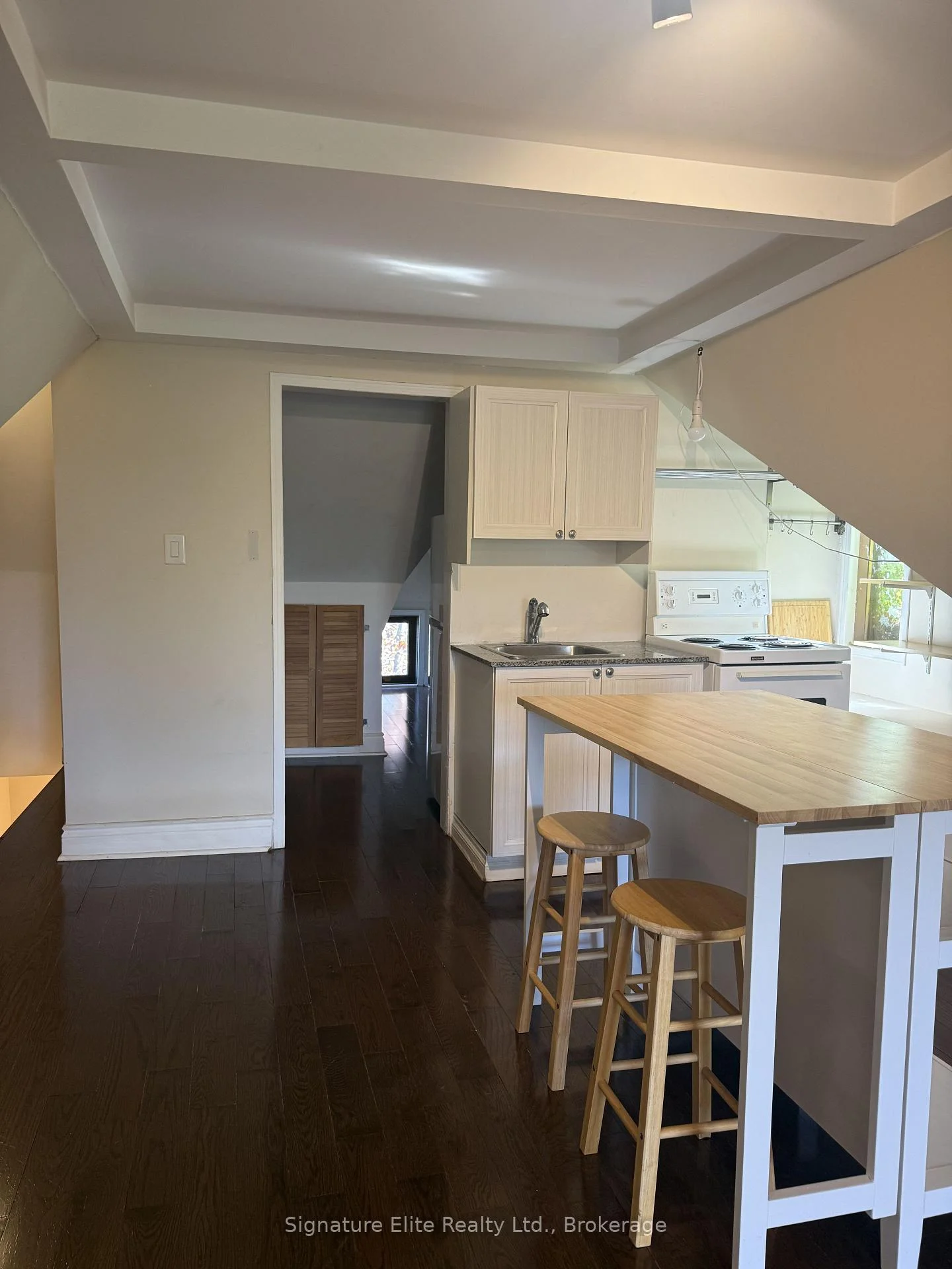 Photo 10 of Unit 3, 340 Pacific Avenue, Toronto, Junction Area — HOMEH