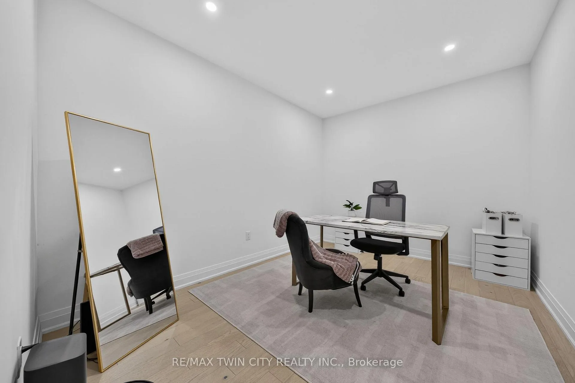 Photo 8 of Unit 601, 71 Wyndham Street S, Guelph, St. Patrick's Ward — HOMEH