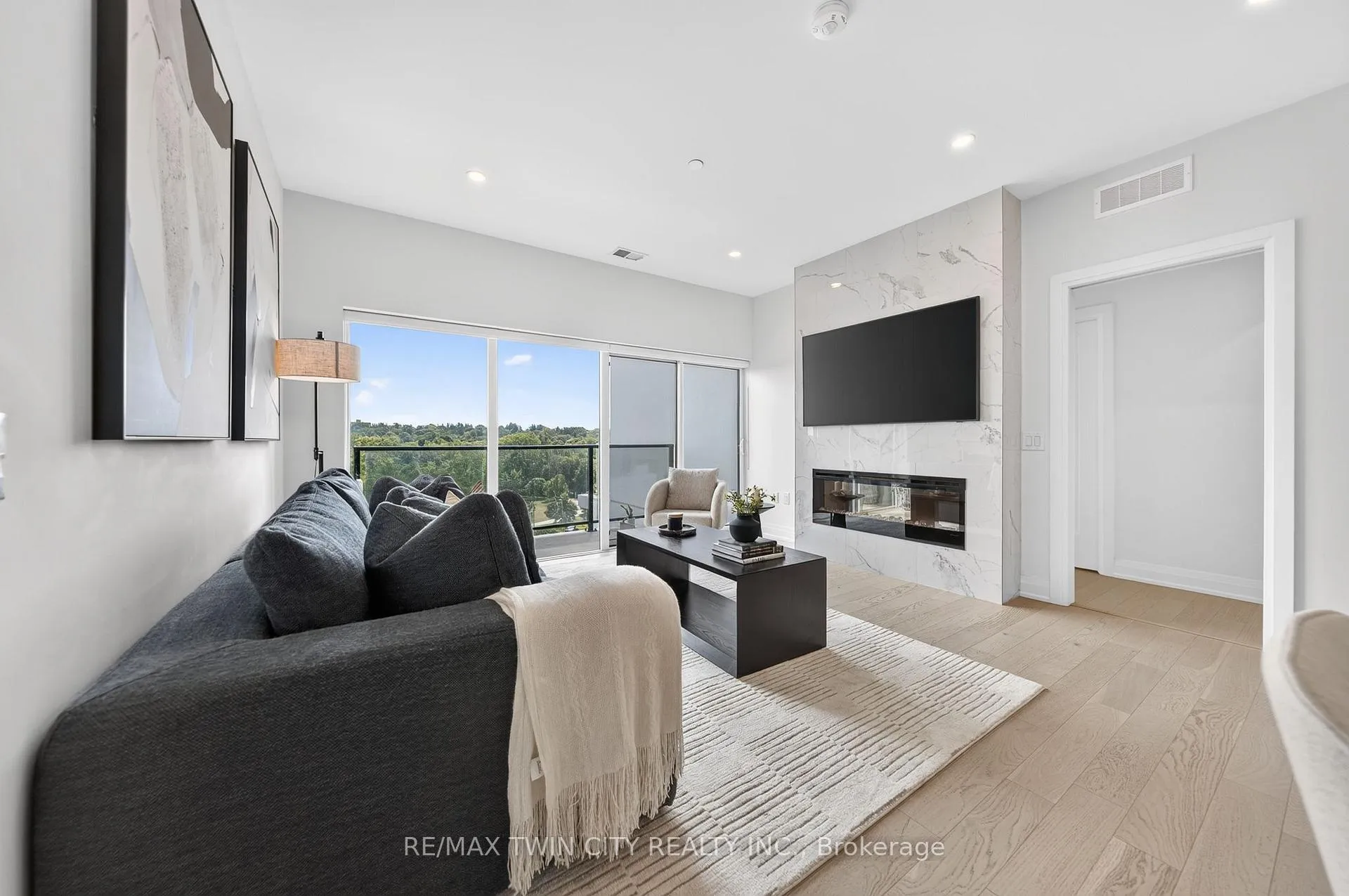 Photo 20 of Unit 601, 71 Wyndham Street S, Guelph, St. Patrick's Ward — HOMEH
