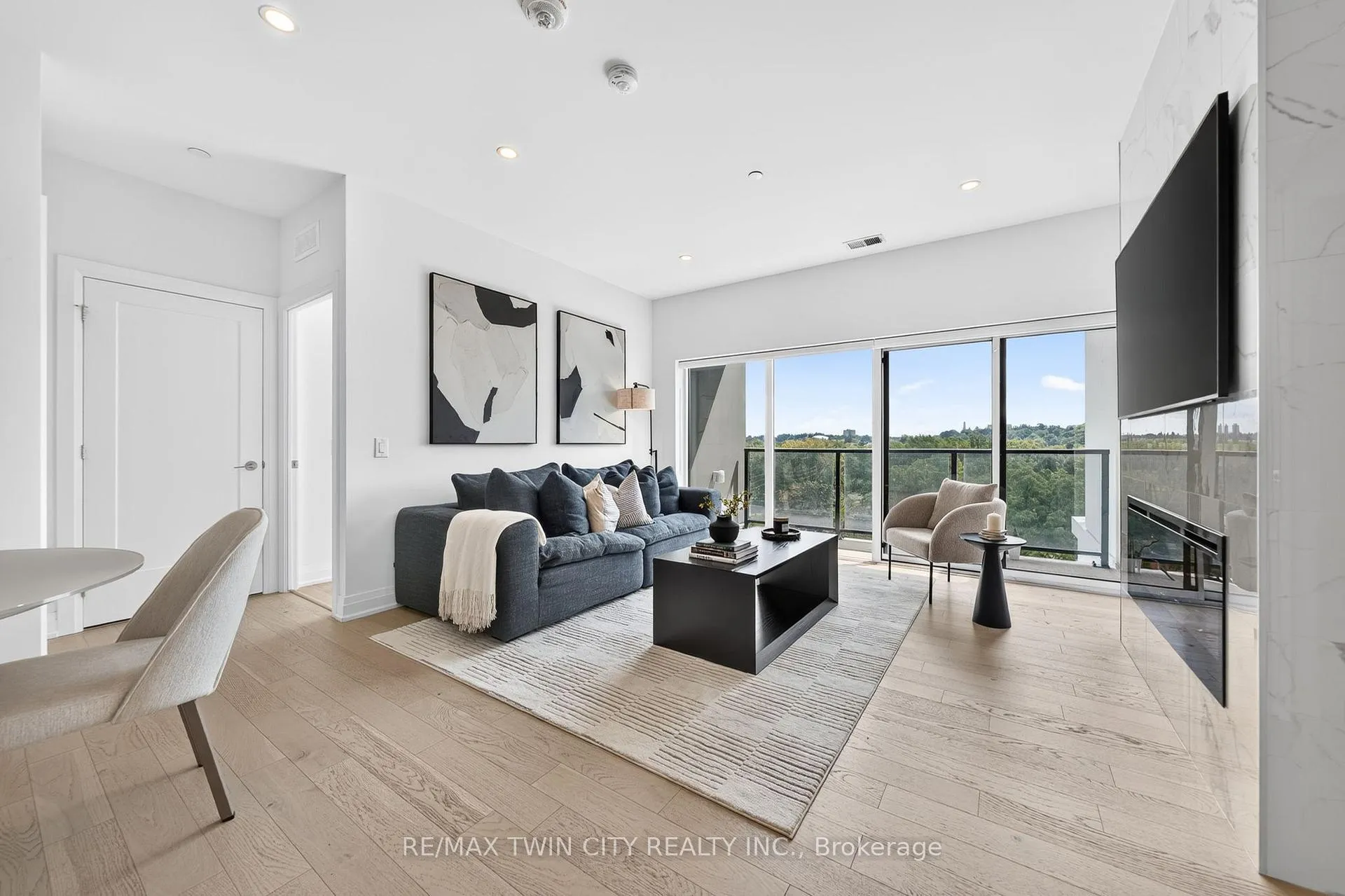 Photo 23 of Unit 601, 71 Wyndham Street S, Guelph, St. Patrick's Ward — HOMEH