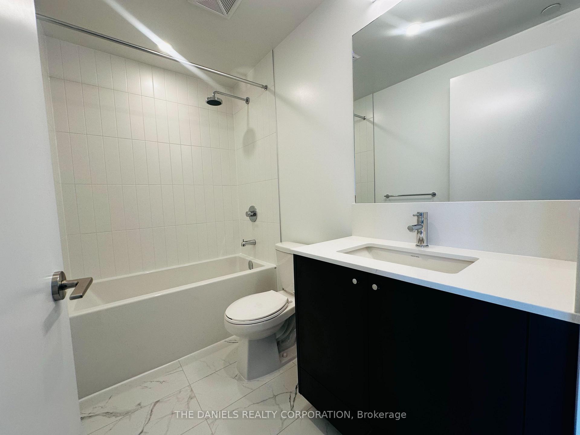 Photo 7 of Unit 1002, 10 Oak Street, Toronto, Regent Park — HOMEH