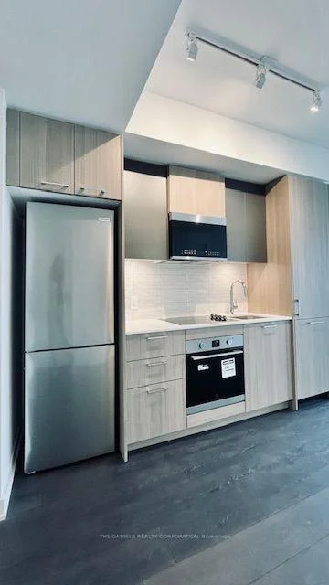 Photo 10 of Unit 1002, 10 Oak Street, Toronto, Regent Park — HOMEH