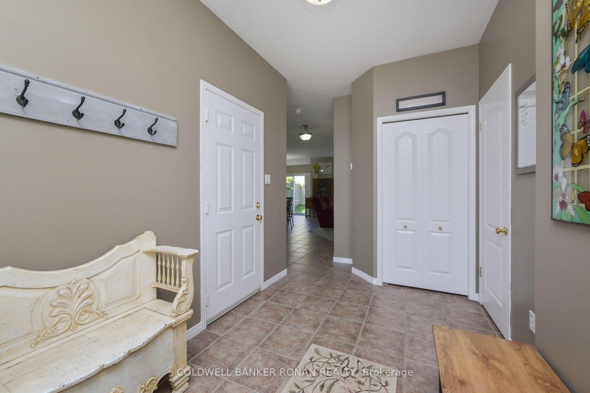 Photo 5 of 22 Chantler Road, New Tecumseth, Alliston — HOMEH