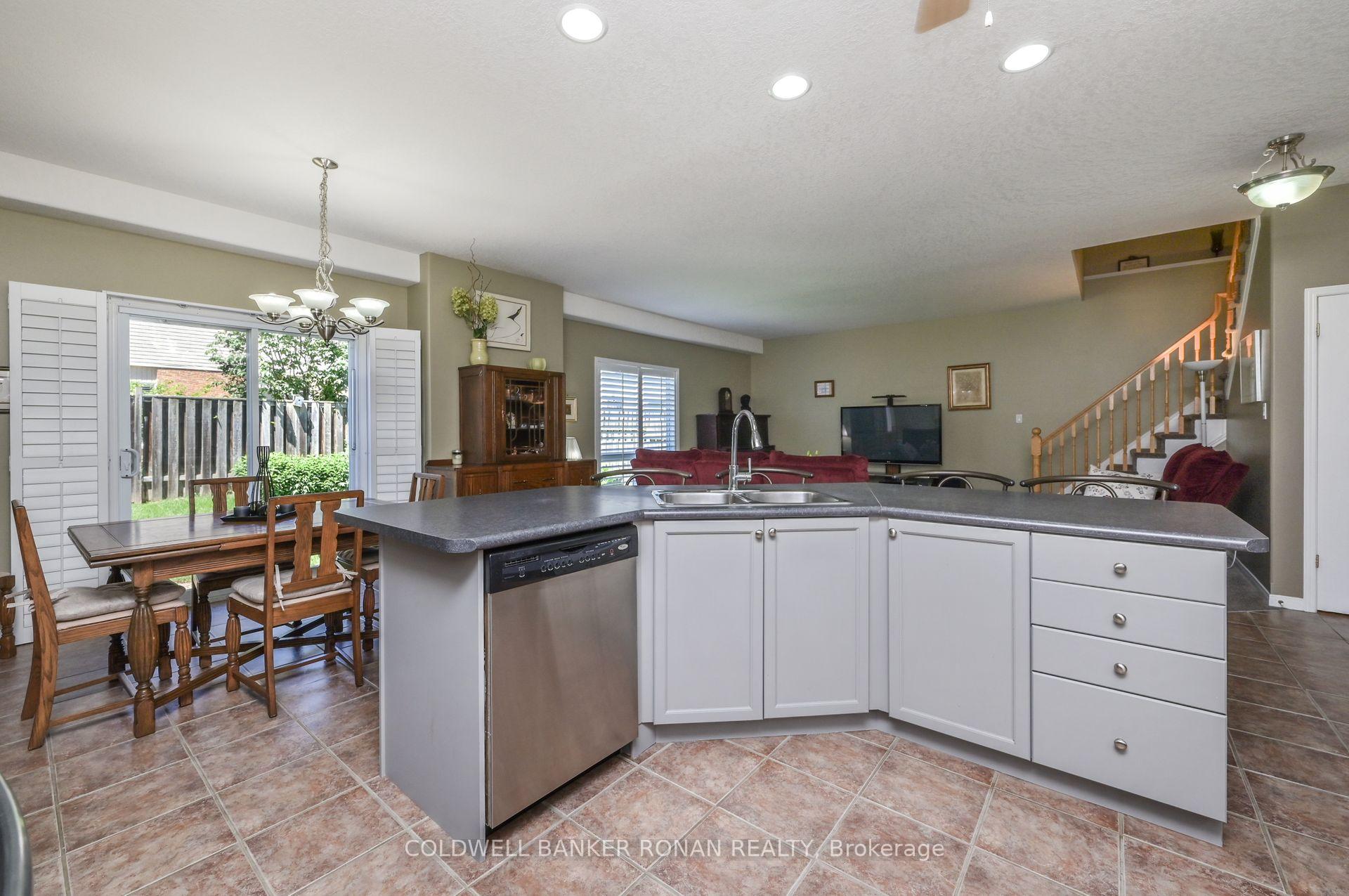 Photo 9 of 22 Chantler Road, New Tecumseth, Alliston — HOMEH