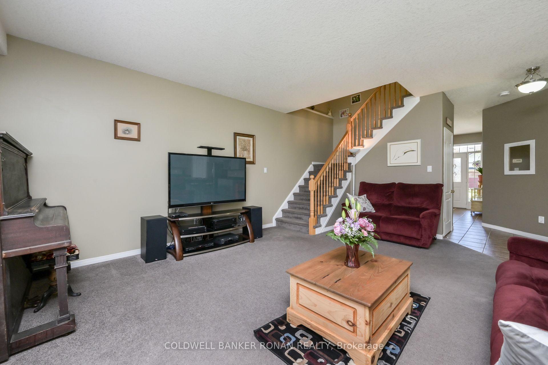 Photo 11 of 22 Chantler Road, New Tecumseth, Alliston — HOMEH