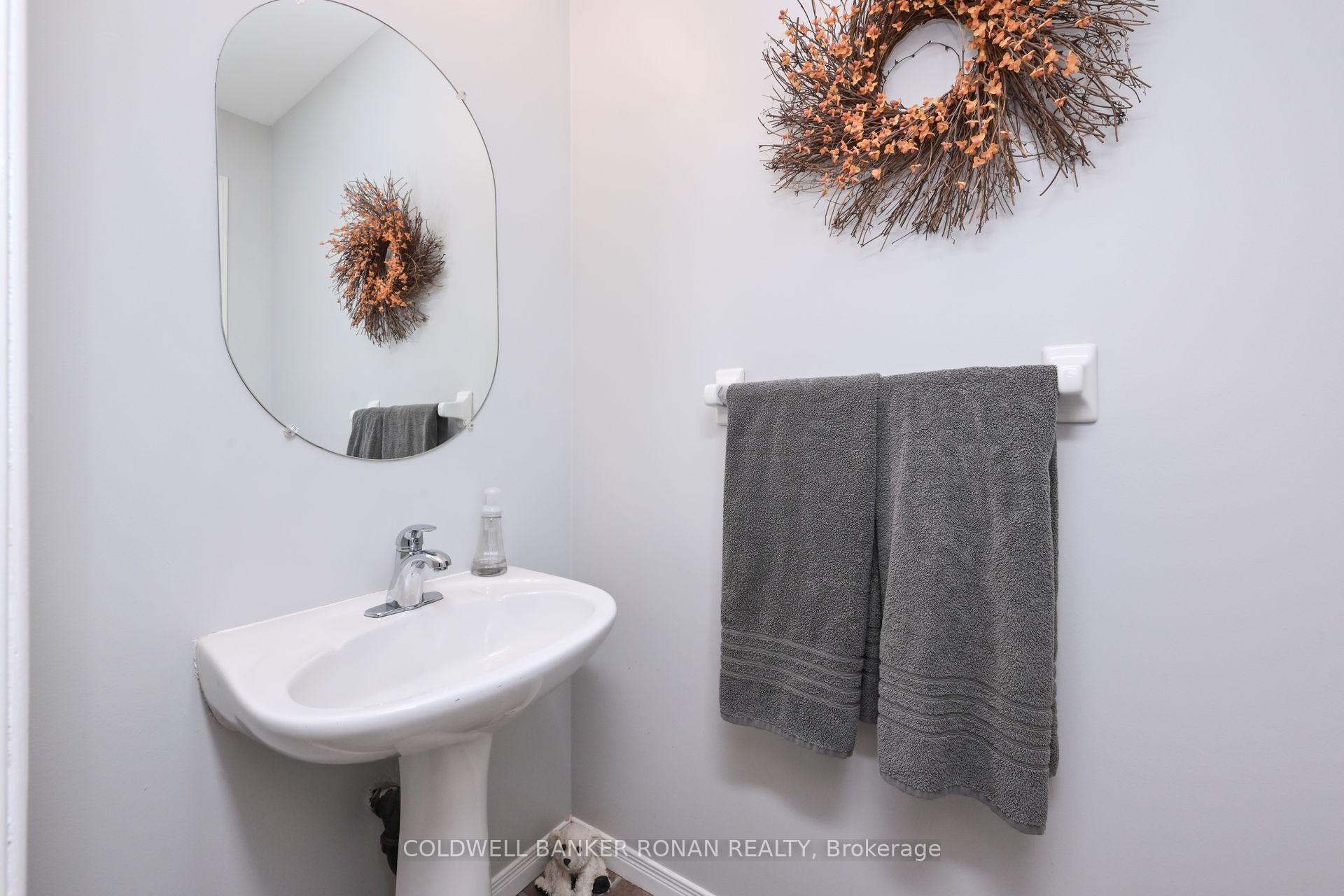 Photo 16 of 22 Chantler Road, New Tecumseth, Alliston — HOMEH
