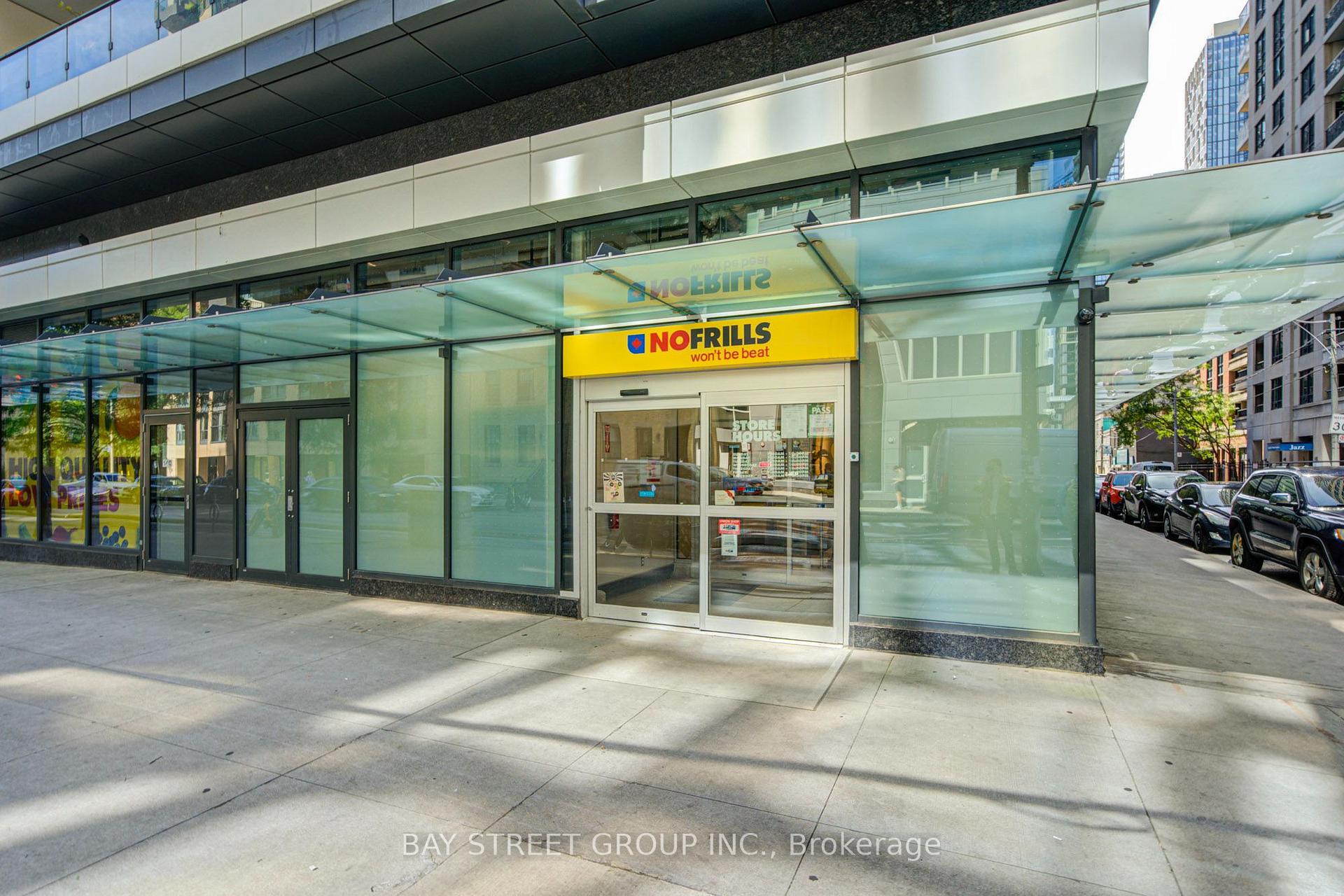 Photo 2 of Unit 1802, 77 Shuter Street, Toronto, Church-Yonge Corridor — HOMEH