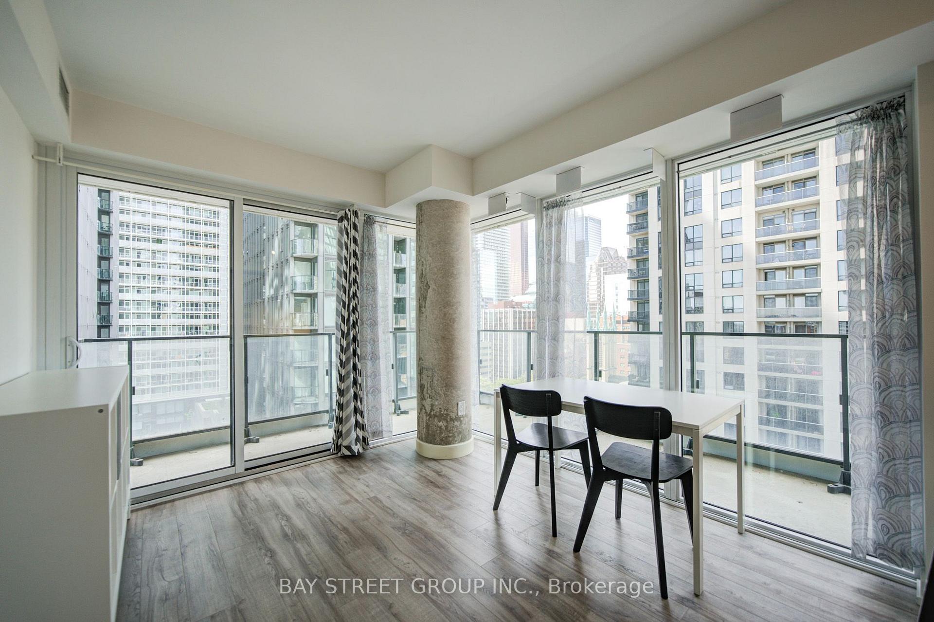 Photo 13 of Unit 1802, 77 Shuter Street, Toronto, Church-Yonge Corridor — HOMEH