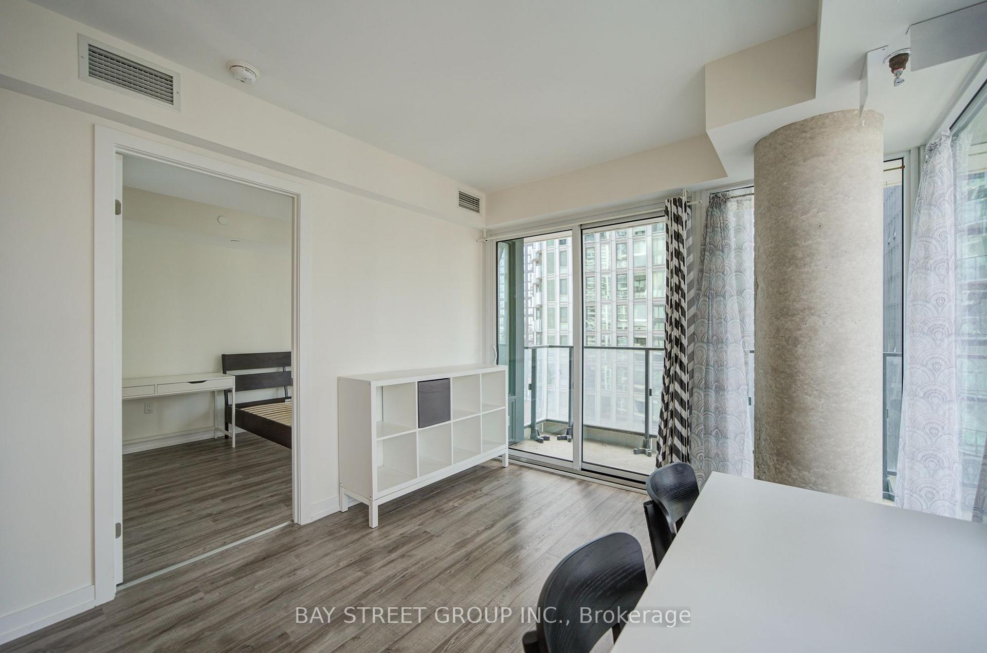 Photo 14 of Unit 1802, 77 Shuter Street, Toronto, Church-Yonge Corridor — HOMEH