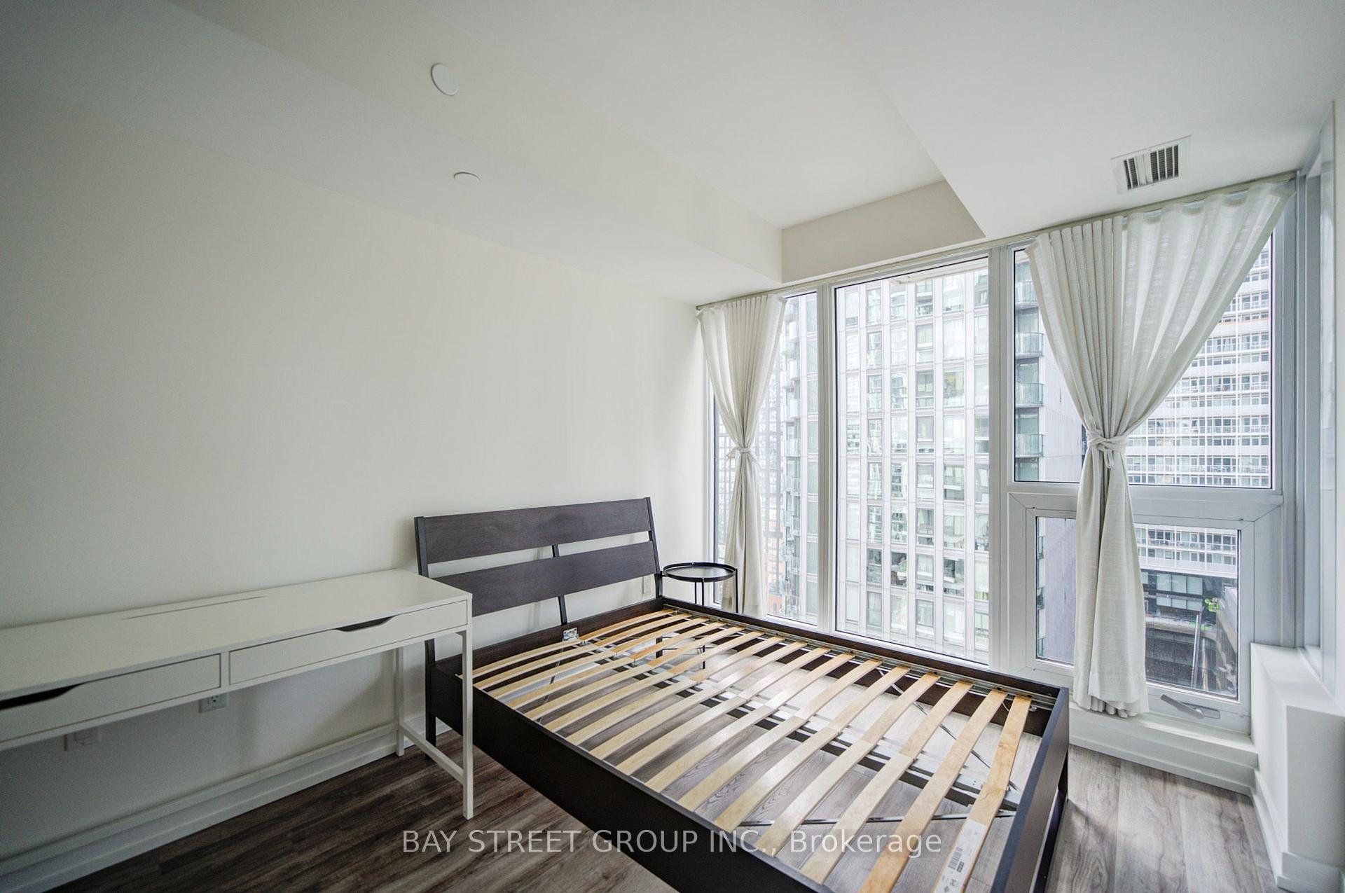 Photo 19 of Unit 1802, 77 Shuter Street, Toronto, Church-Yonge Corridor — HOMEH