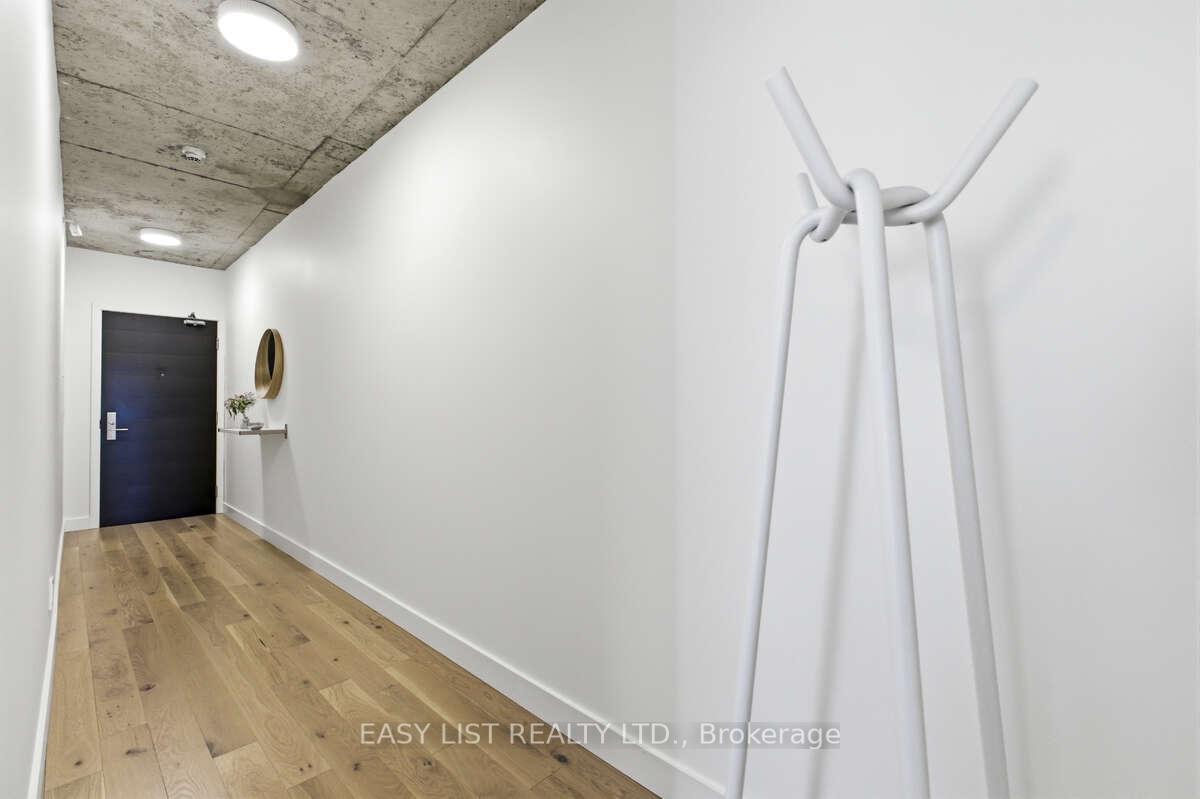 Photo 3 of Unit 822, 55 Stewart Street, Toronto, Waterfront Communities — HOMEH