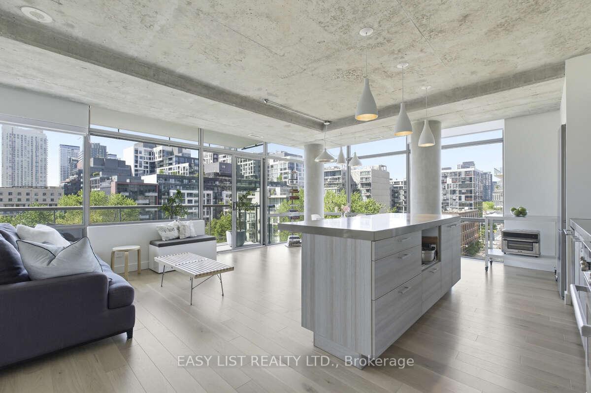 Photo 6 of Unit 822, 55 Stewart Street, Toronto, Waterfront Communities — HOMEH