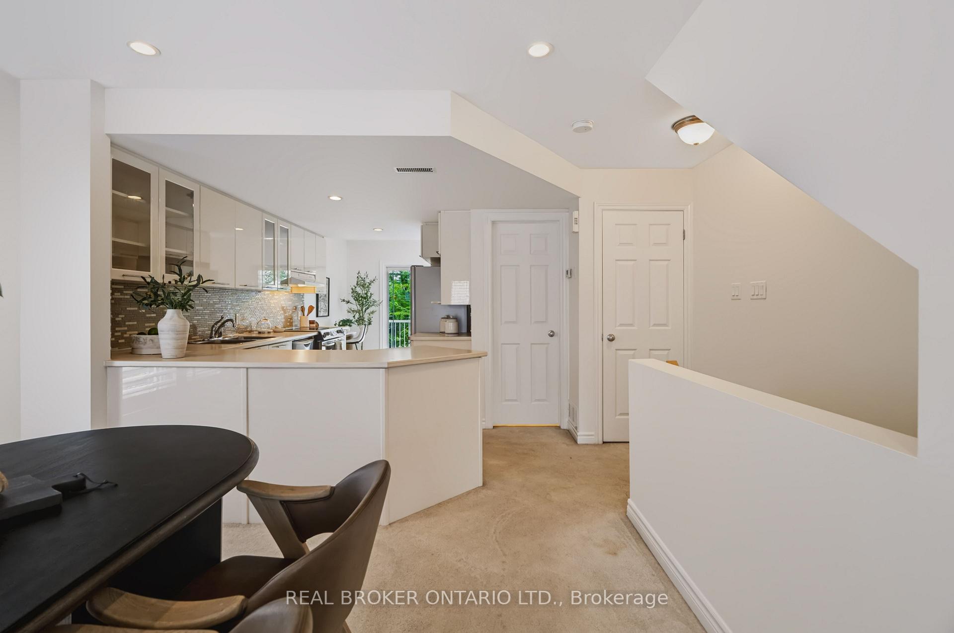 Photo 4 of Unit 79, 325 Paseo Private, Ottawa, Centrepointe — HOMEH