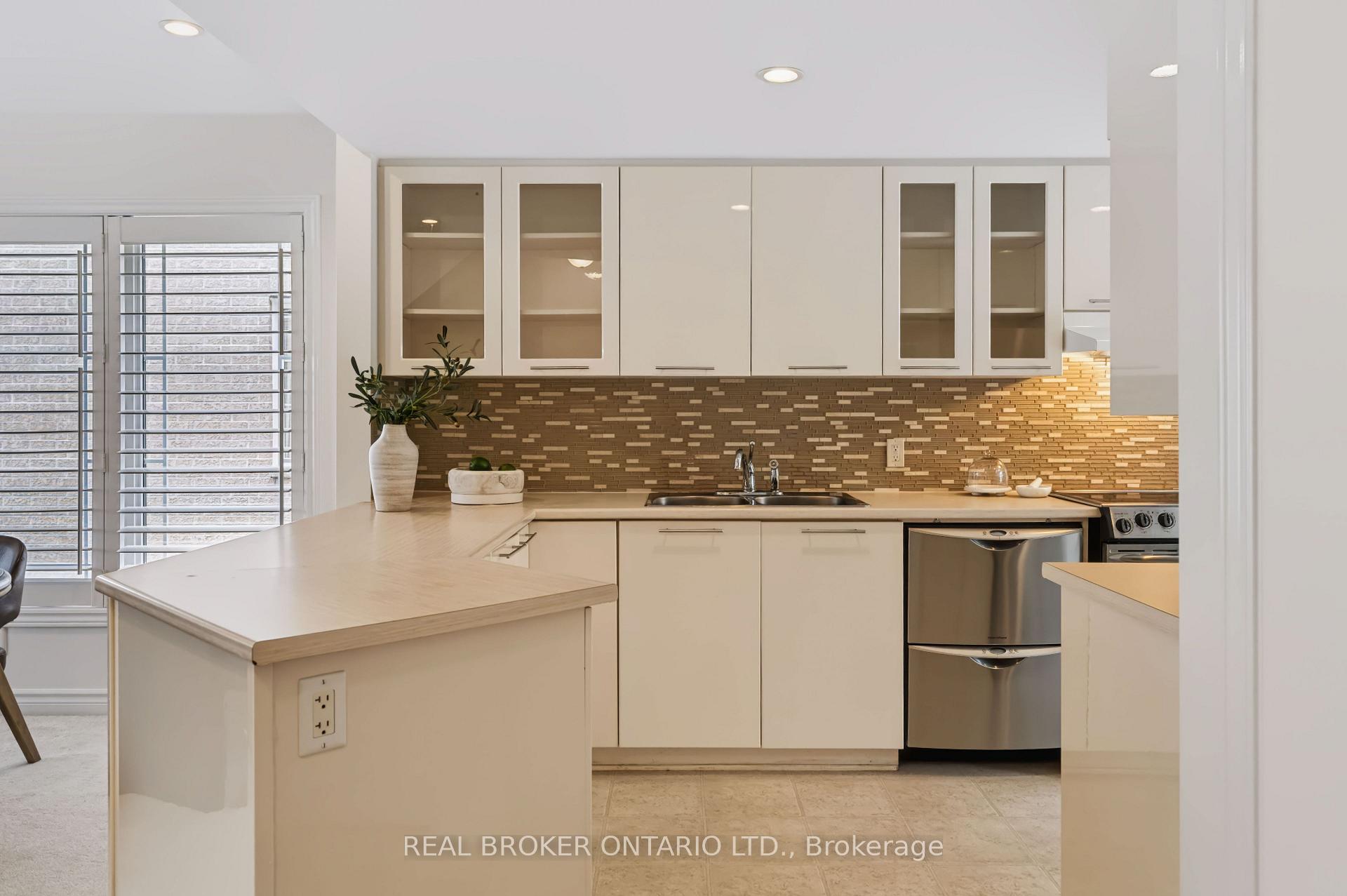 Photo 7 of Unit 79, 325 Paseo Private, Ottawa, Centrepointe — HOMEH