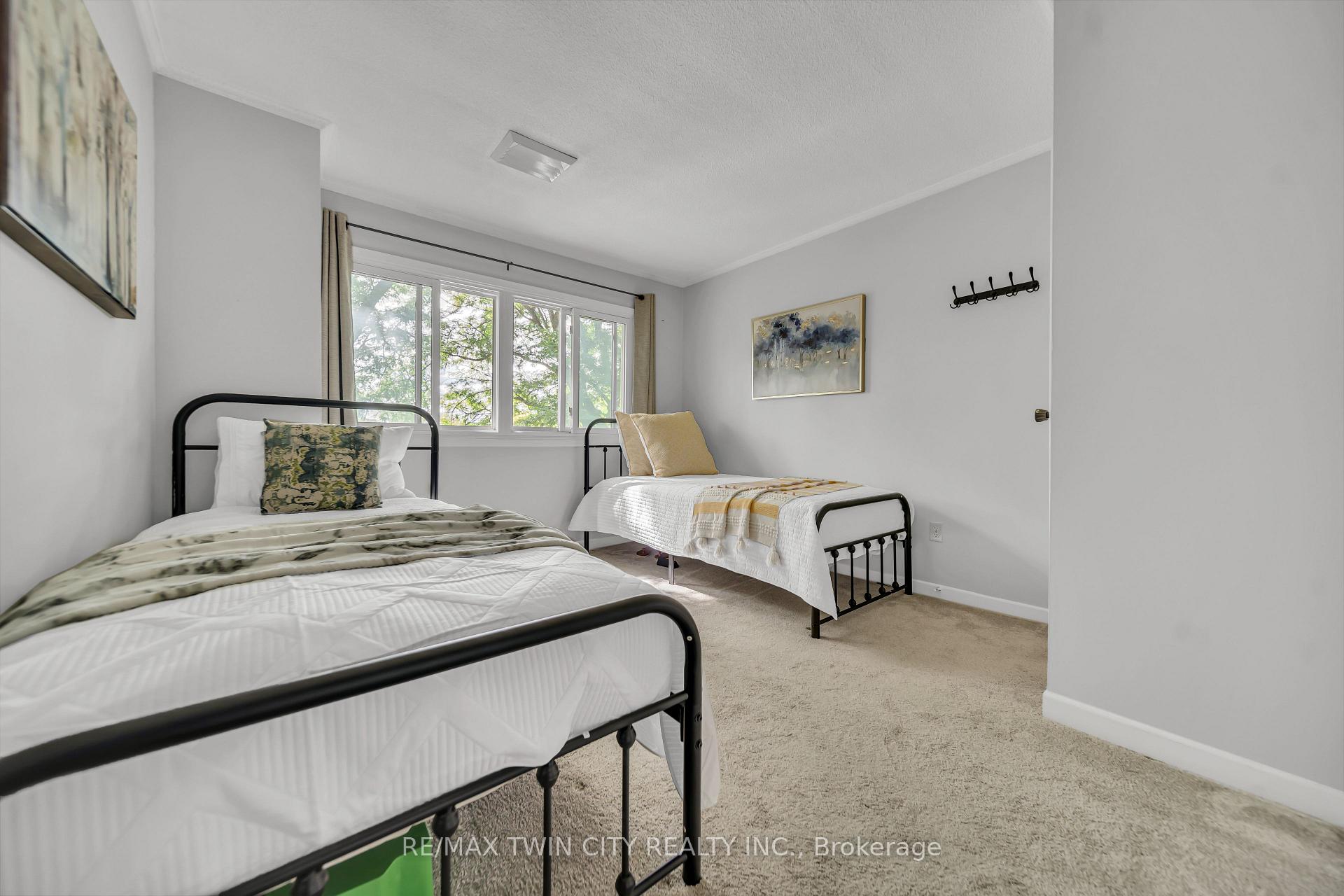 Photo 25 of Unit 101, 121 University Avenue E, Waterloo, Lincoln Heights — HOMEH