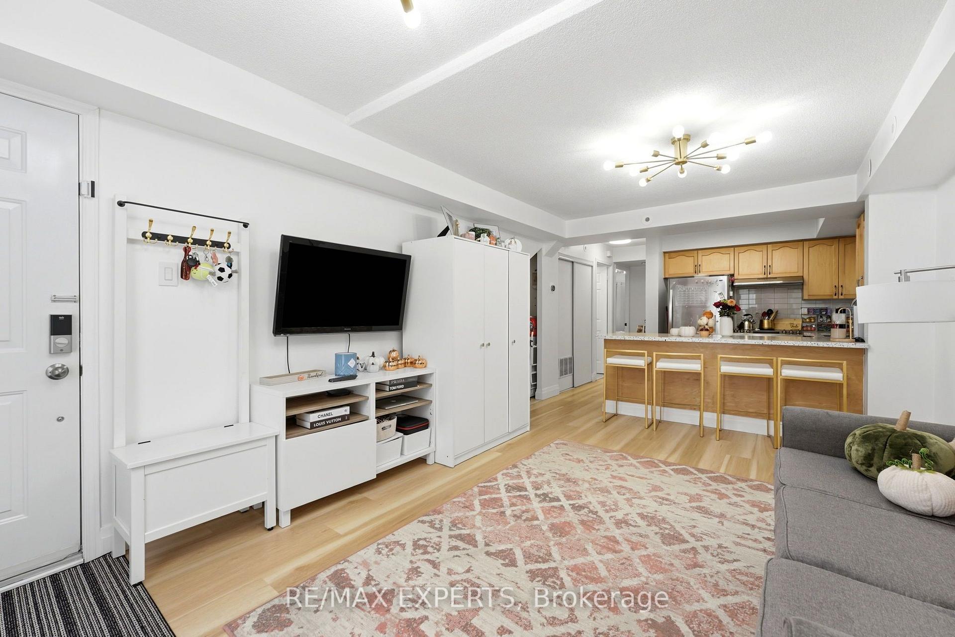 Photo 8 of Unit 2025, 85 George Appleton Way, North York, Downsview-Roding-CFB — HOMEH