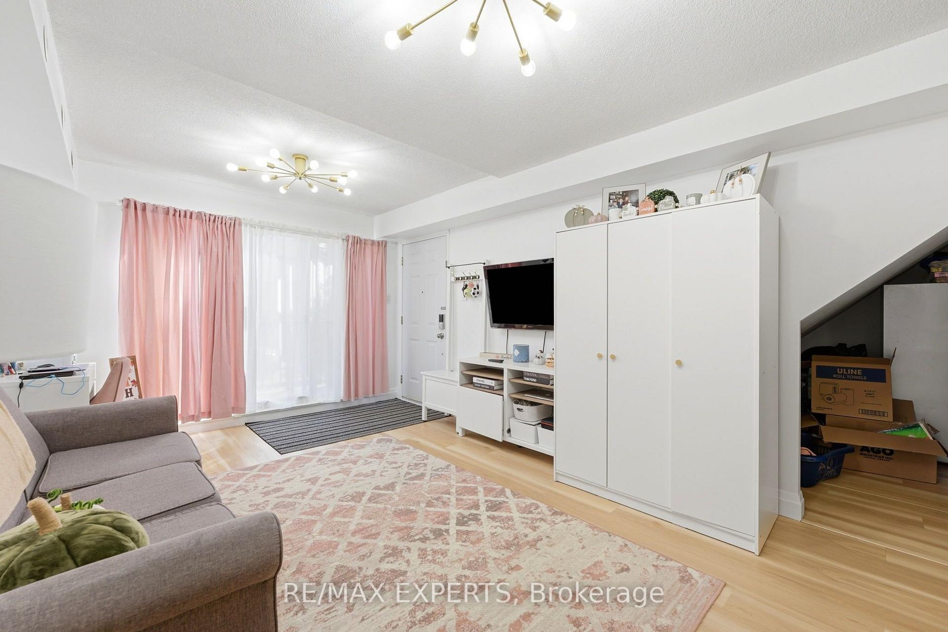 Photo 10 of Unit 2025, 85 George Appleton Way, North York, Downsview-Roding-CFB — HOMEH
