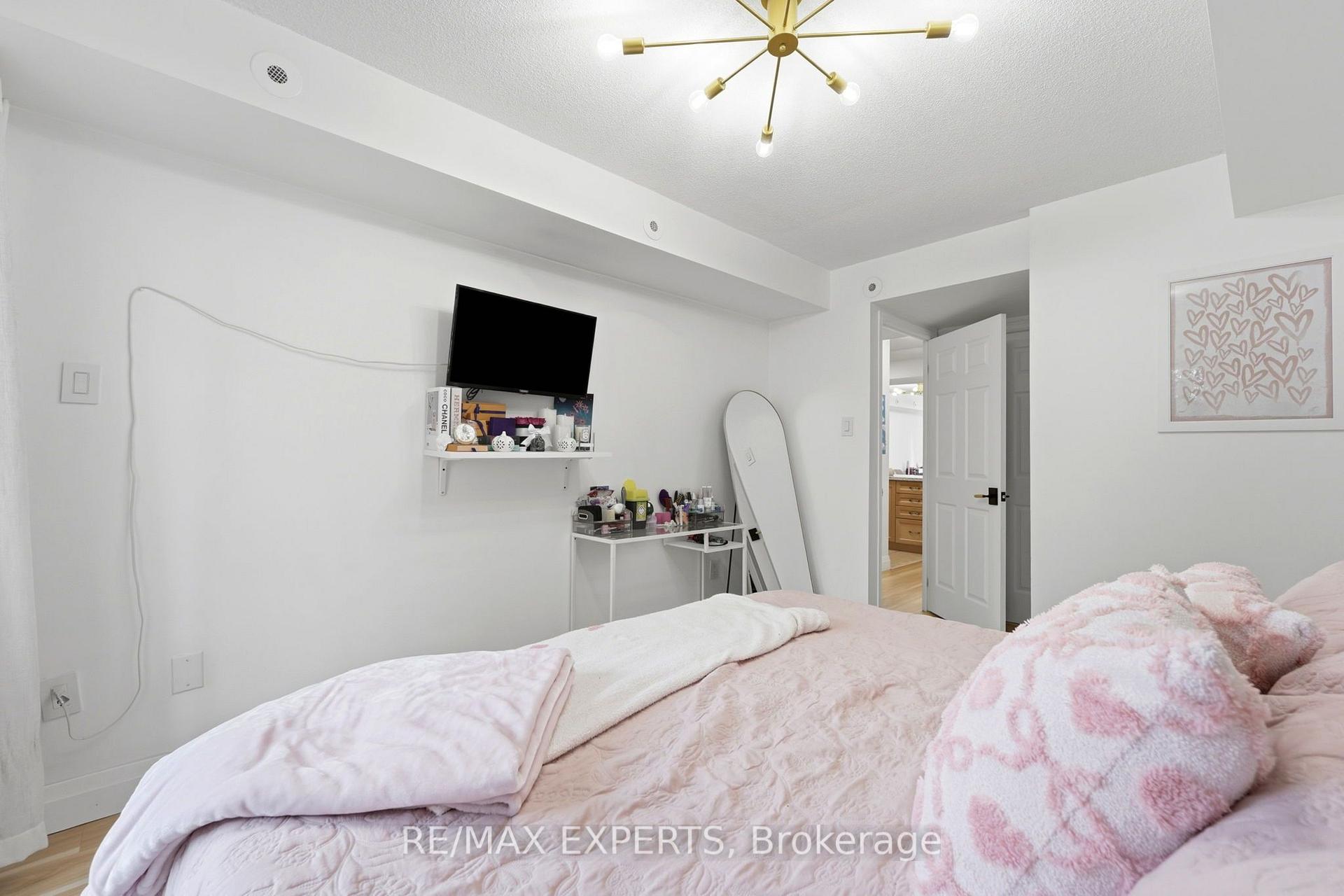 Photo 20 of Unit 2025, 85 George Appleton Way, North York, Downsview-Roding-CFB — HOMEH